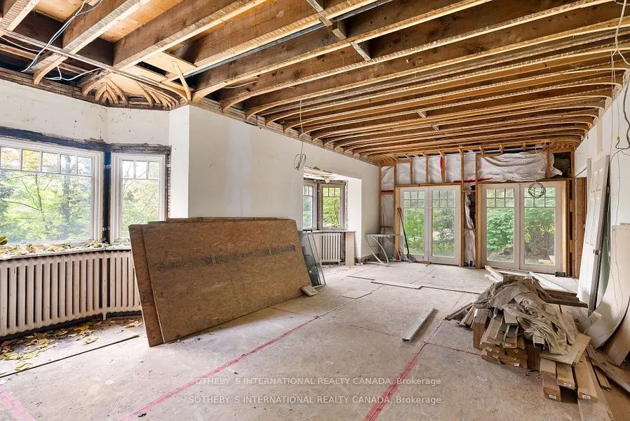 56 Roxborough Drive