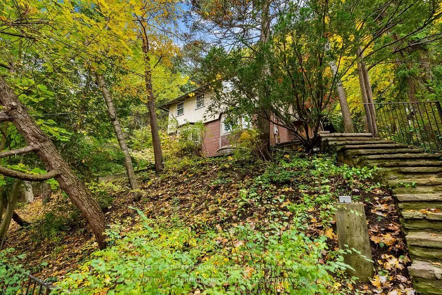 56 Roxborough Drive