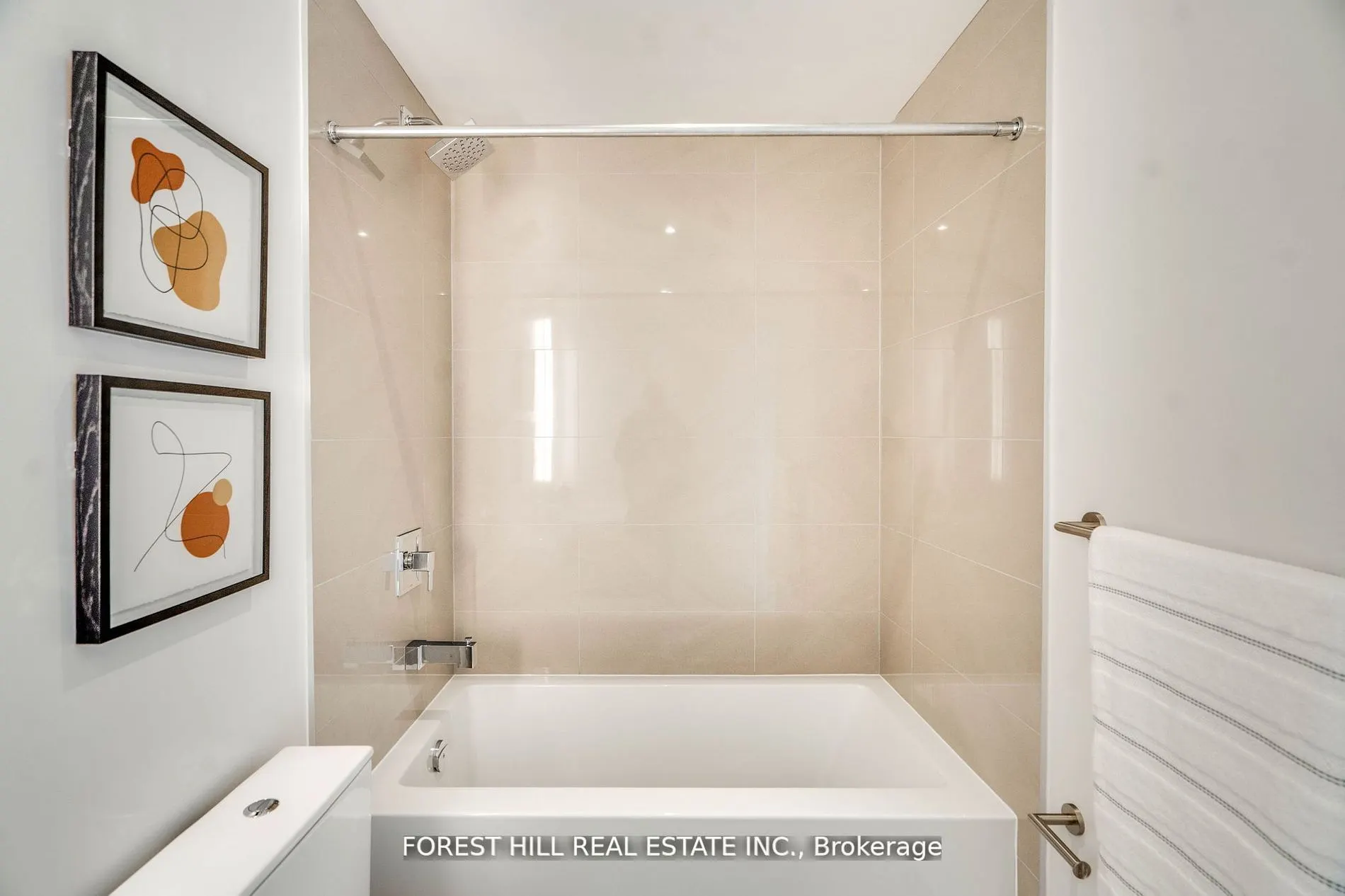 1 Yorkville Avenue, #802