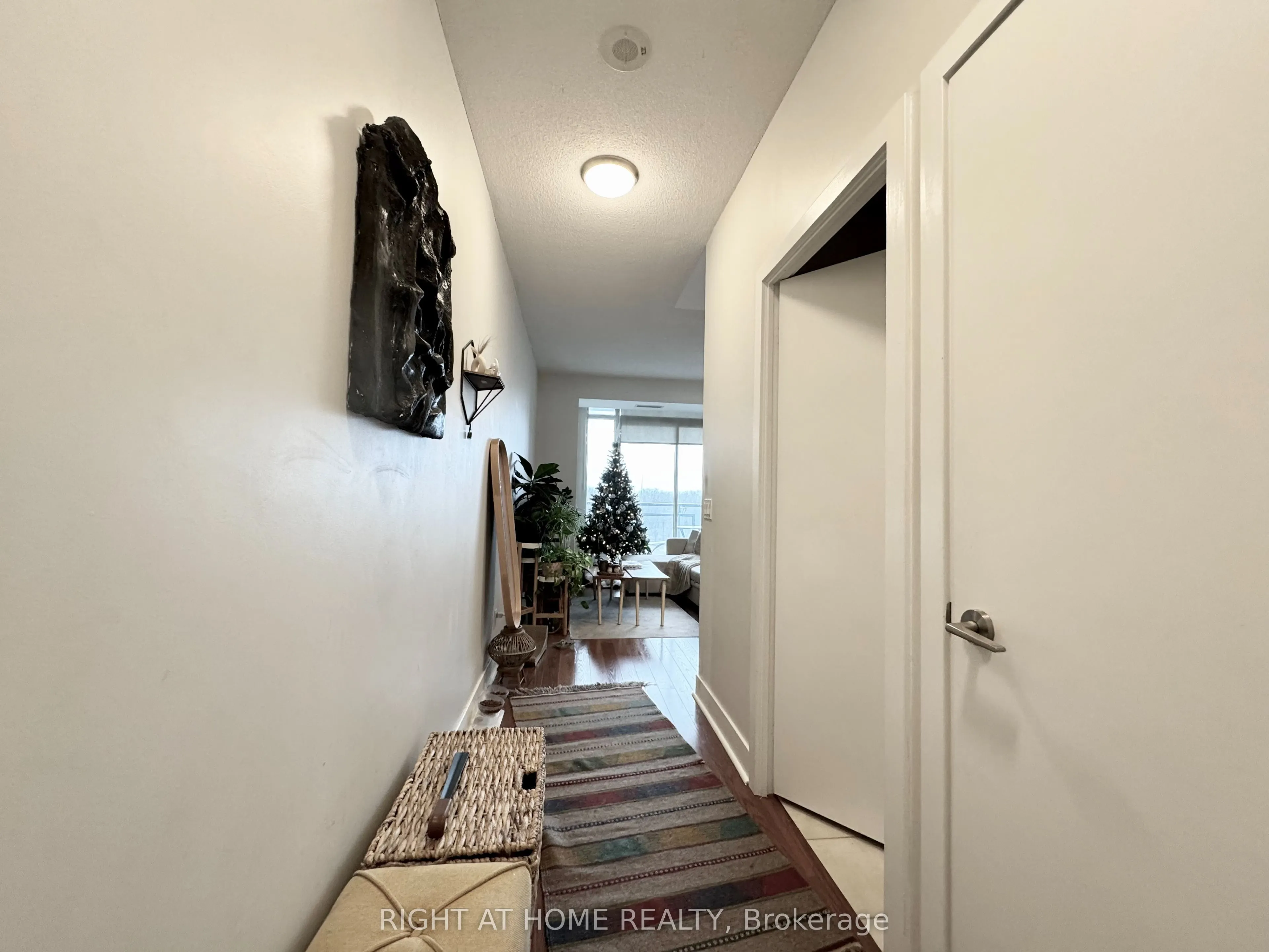 90 Stadium Road, #606