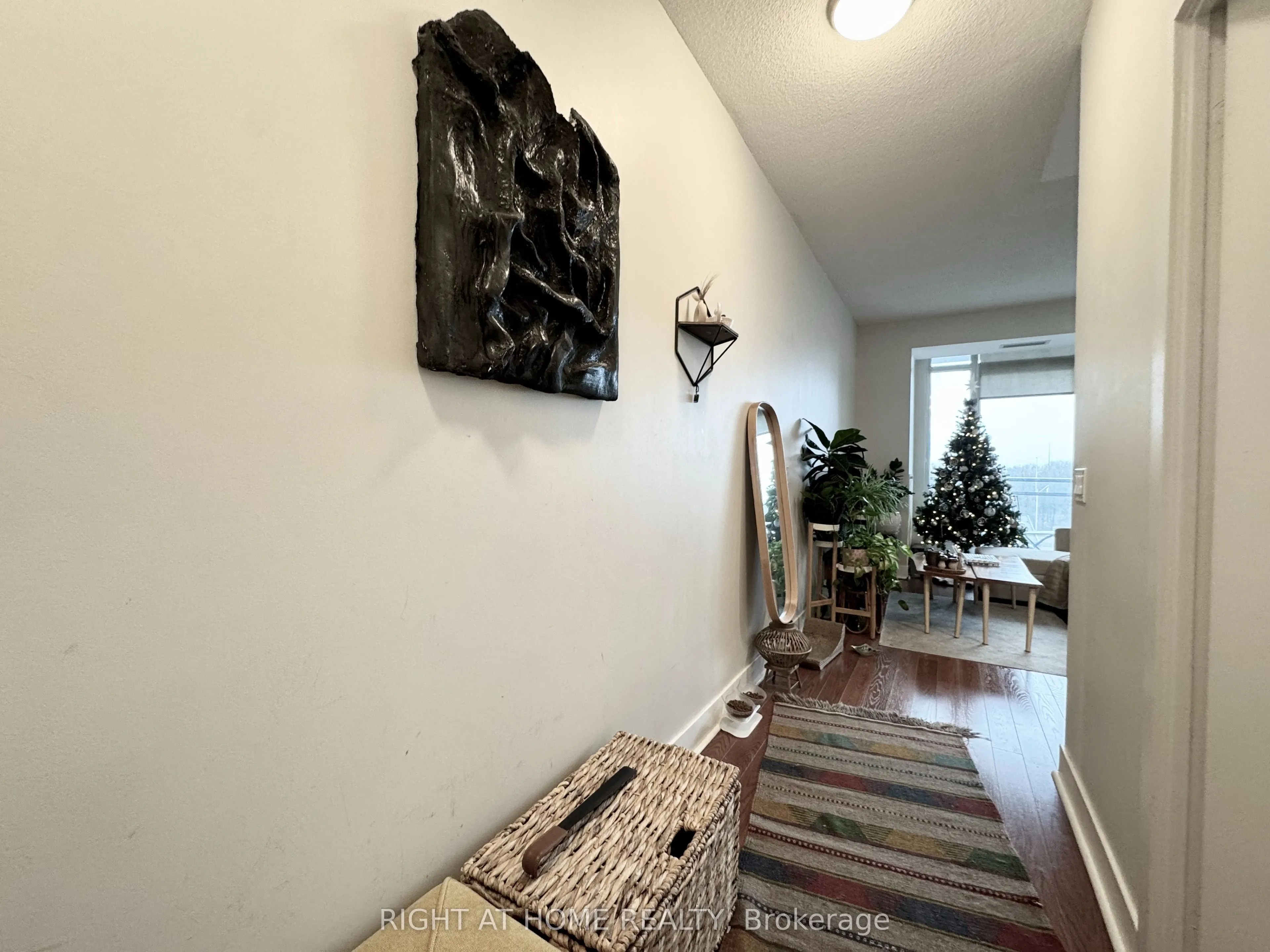 90 Stadium Road, #606