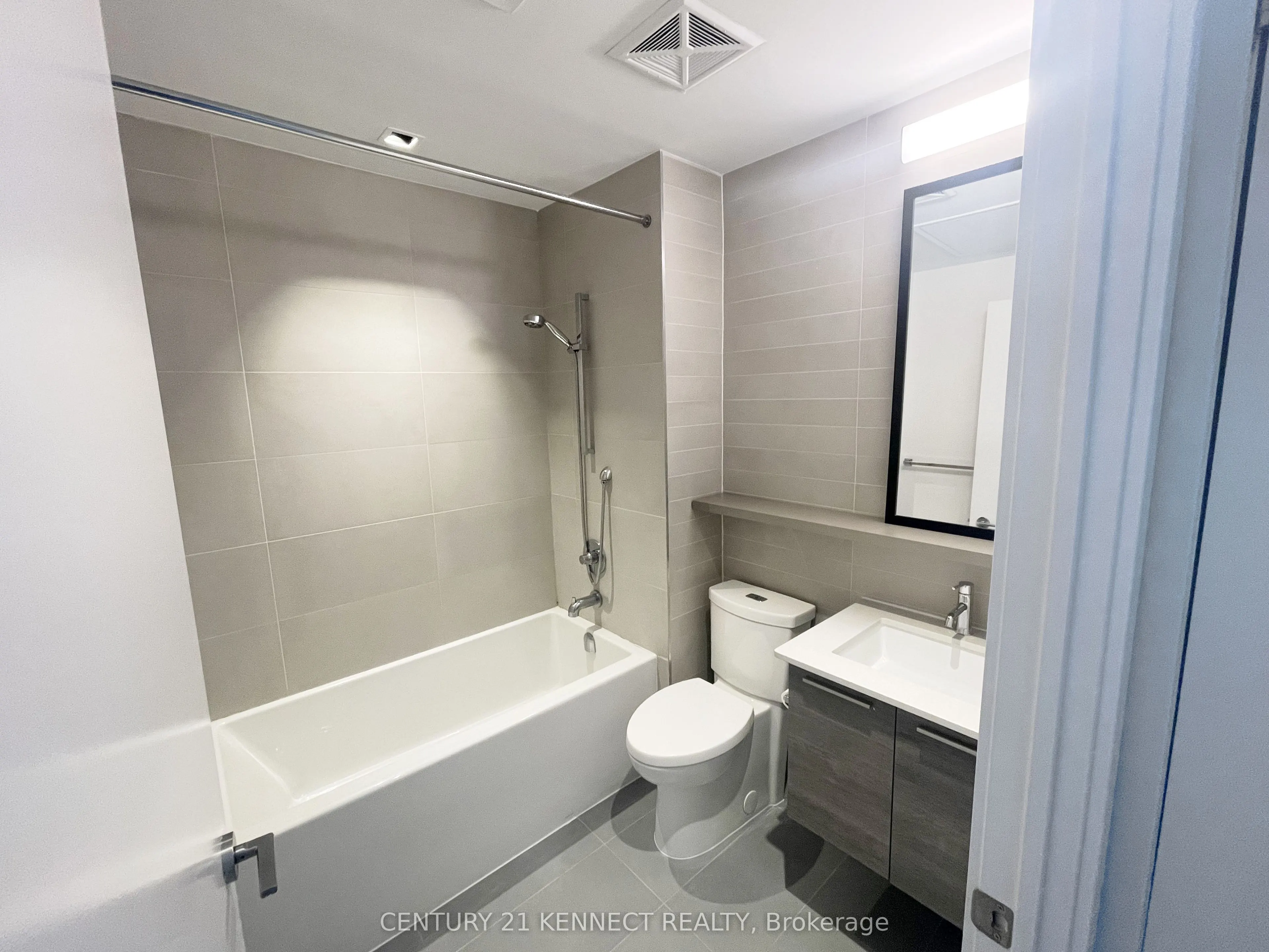 501 Adelaide Street W, #1209