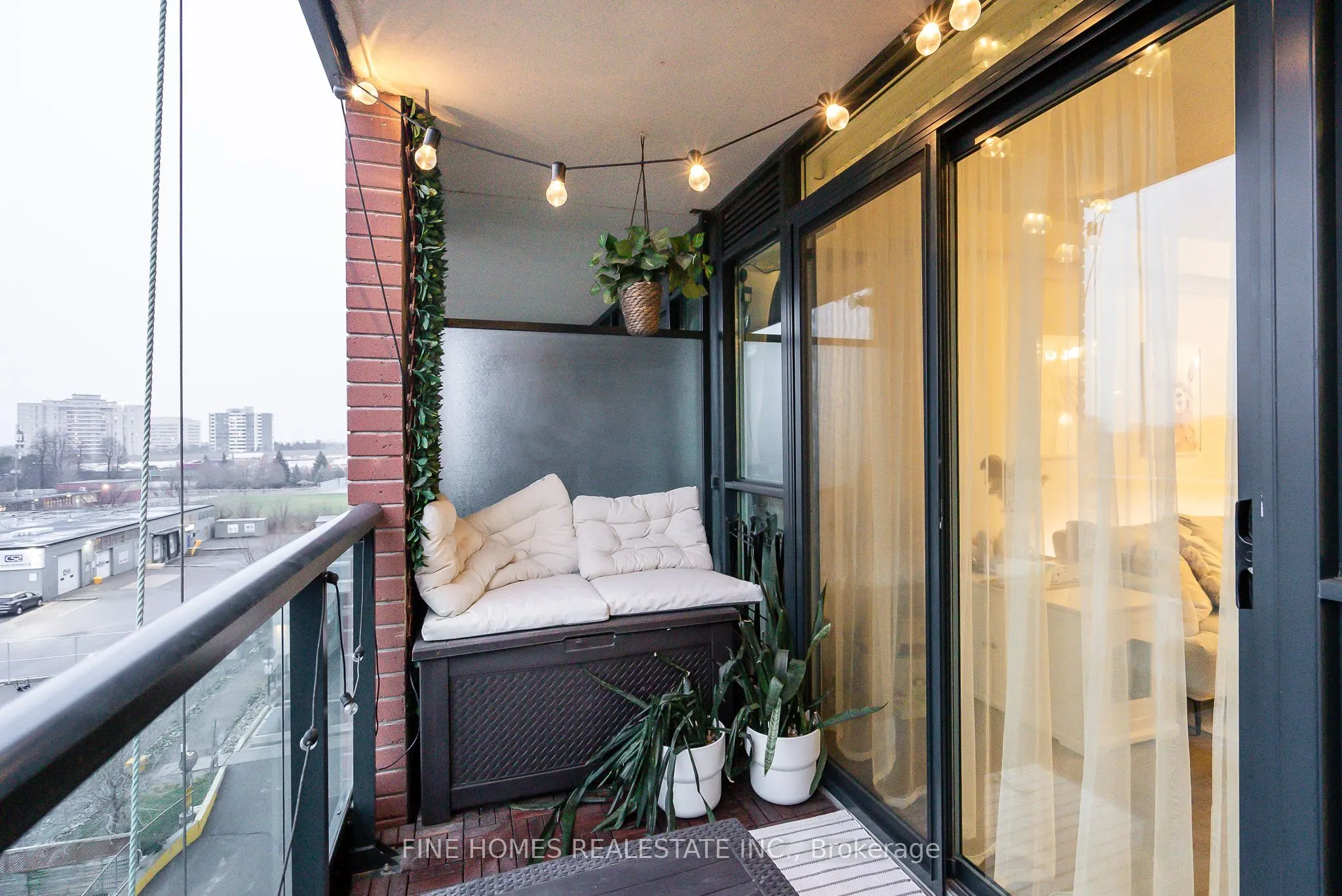 525 Wilson Avenue, #505