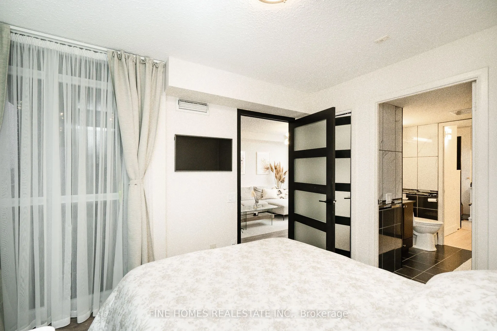 525 Wilson Avenue, #505