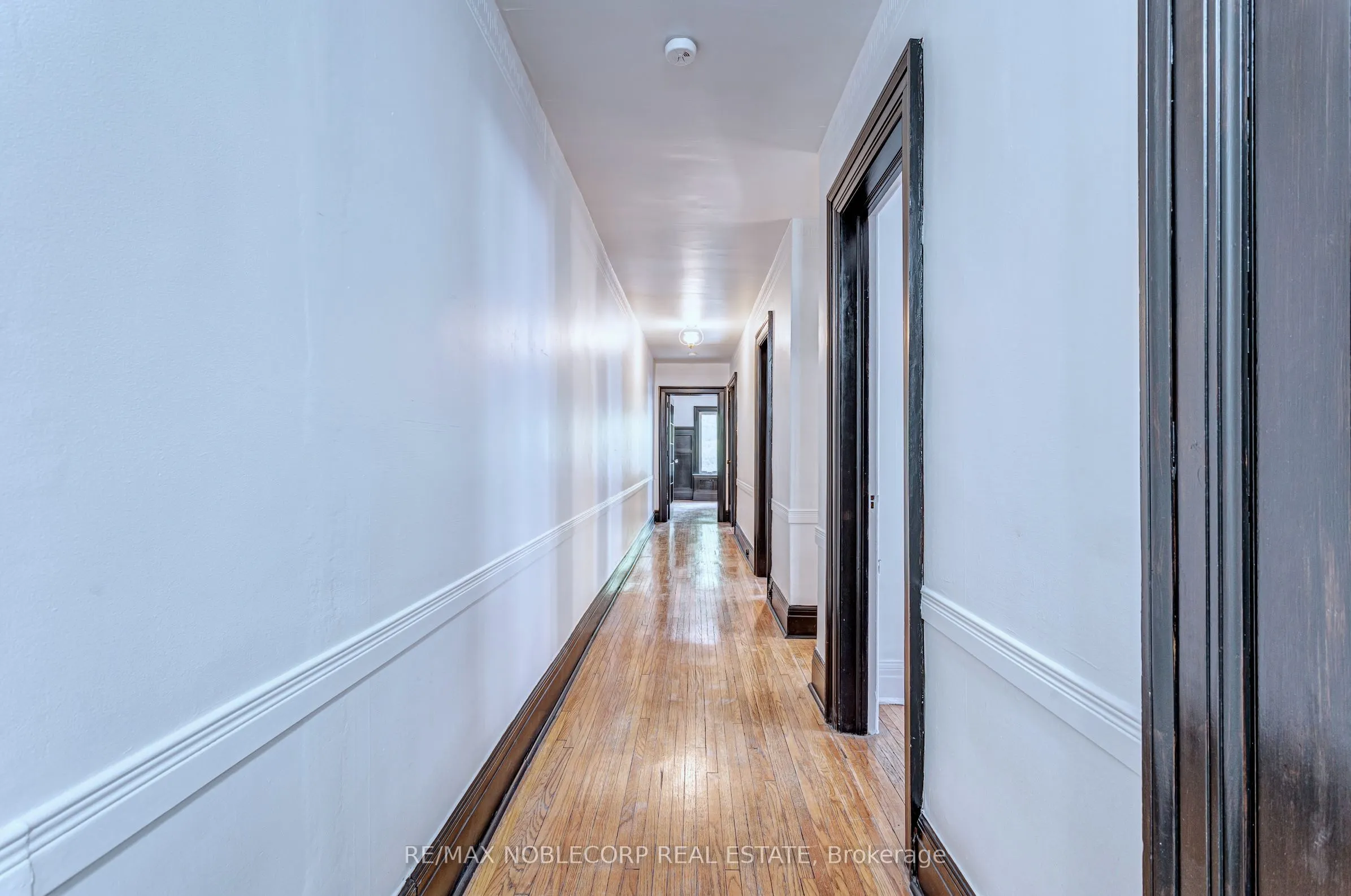 809 Duplex Avenue, #A  Main