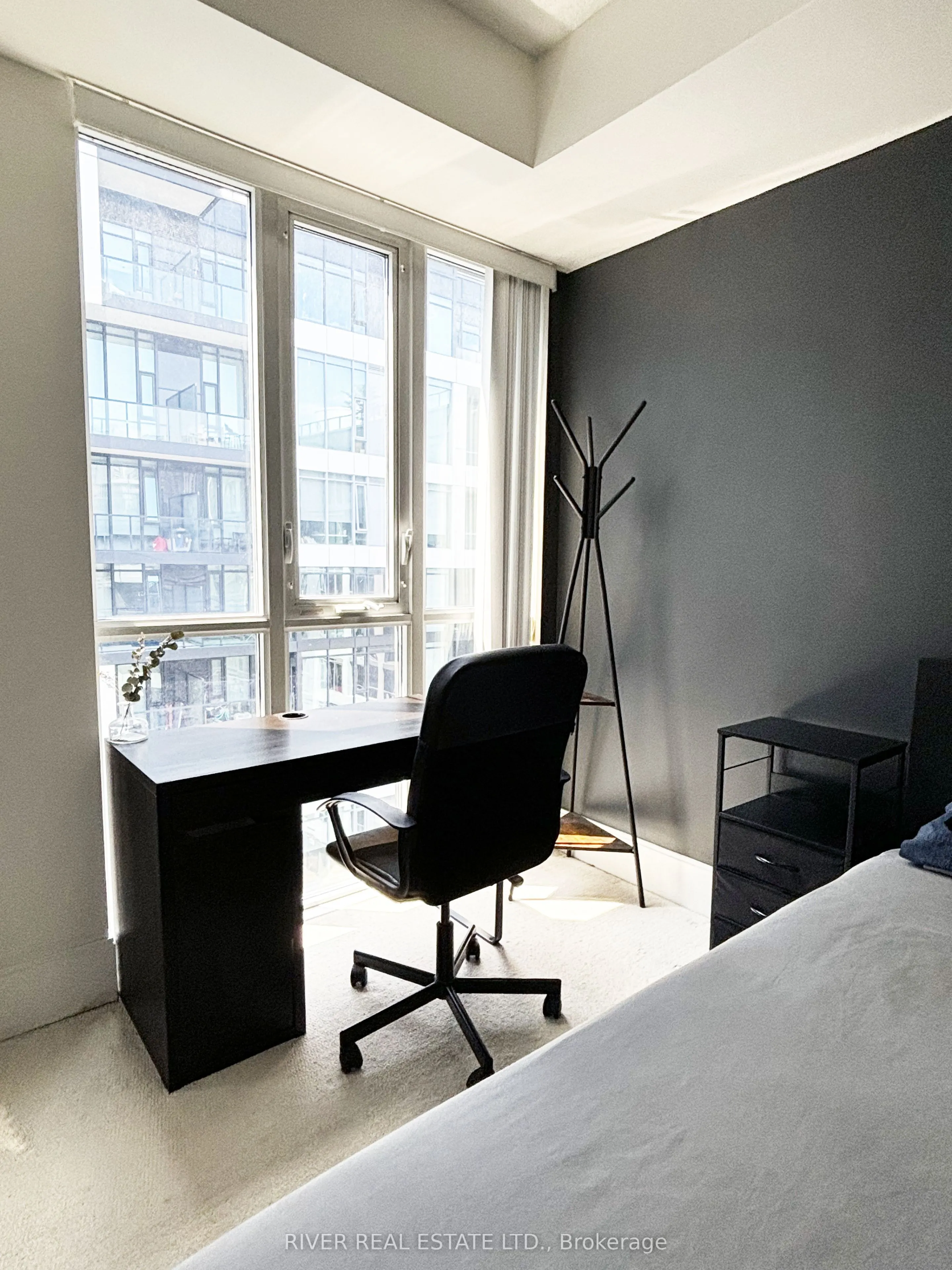 560 Front Street W, #908