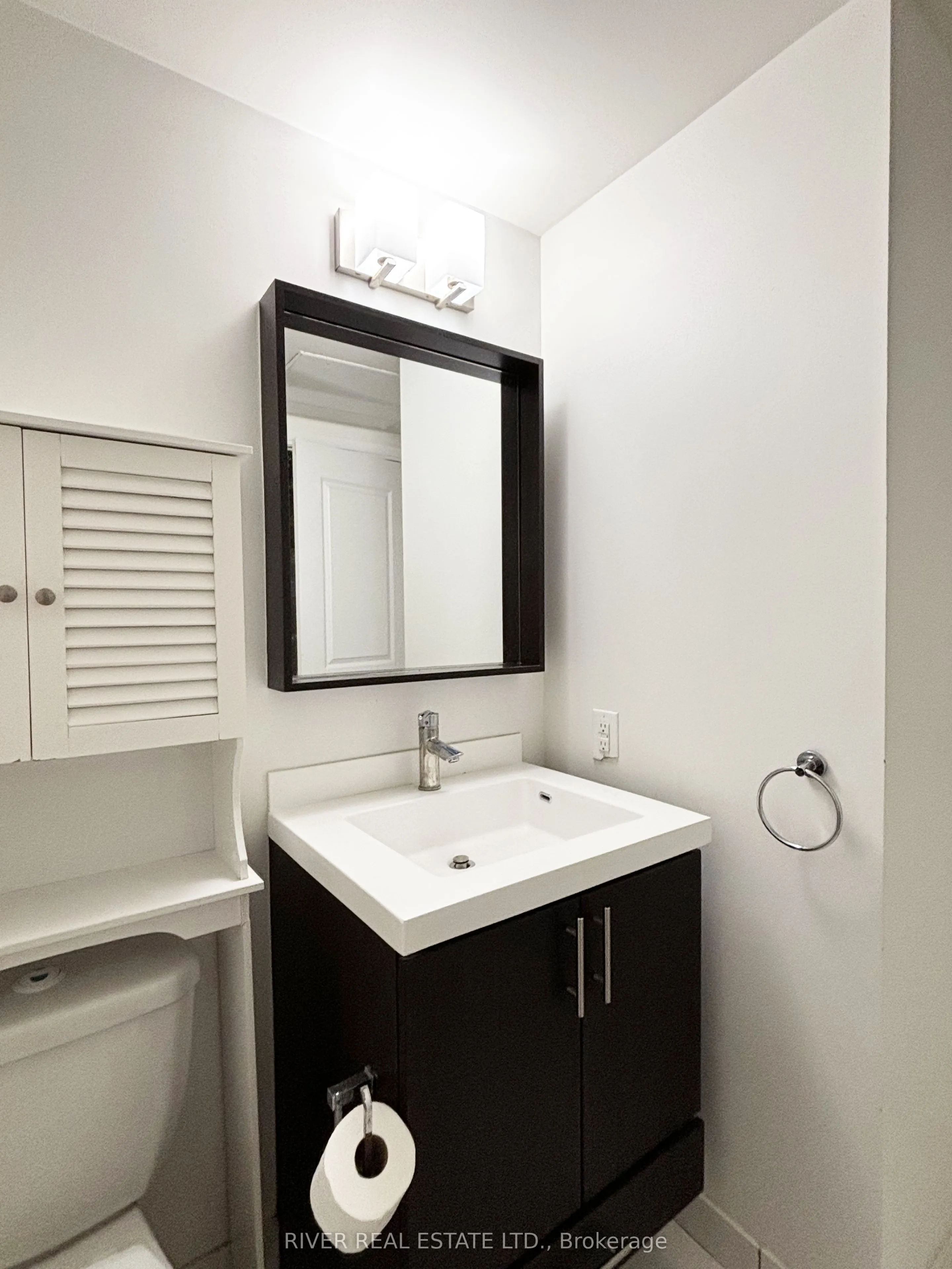 560 Front Street W, #908