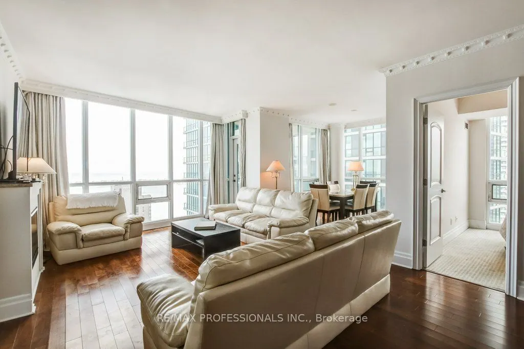 16 Harbour Street, #4010