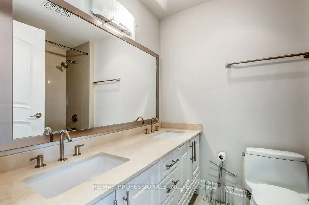 16 Harbour Street, #4010