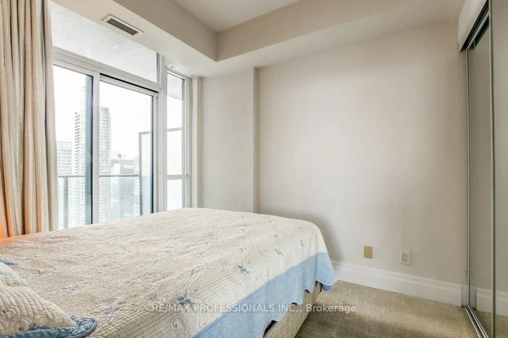 16 Harbour Street, #4010