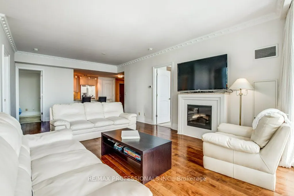 16 Harbour Street, #4010