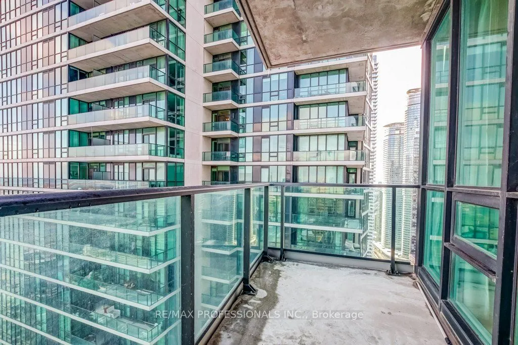 16 Harbour Street, #4010