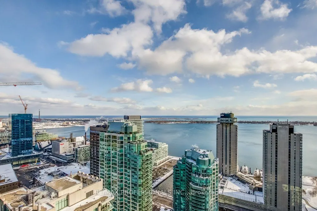 16 Harbour Street, #4010