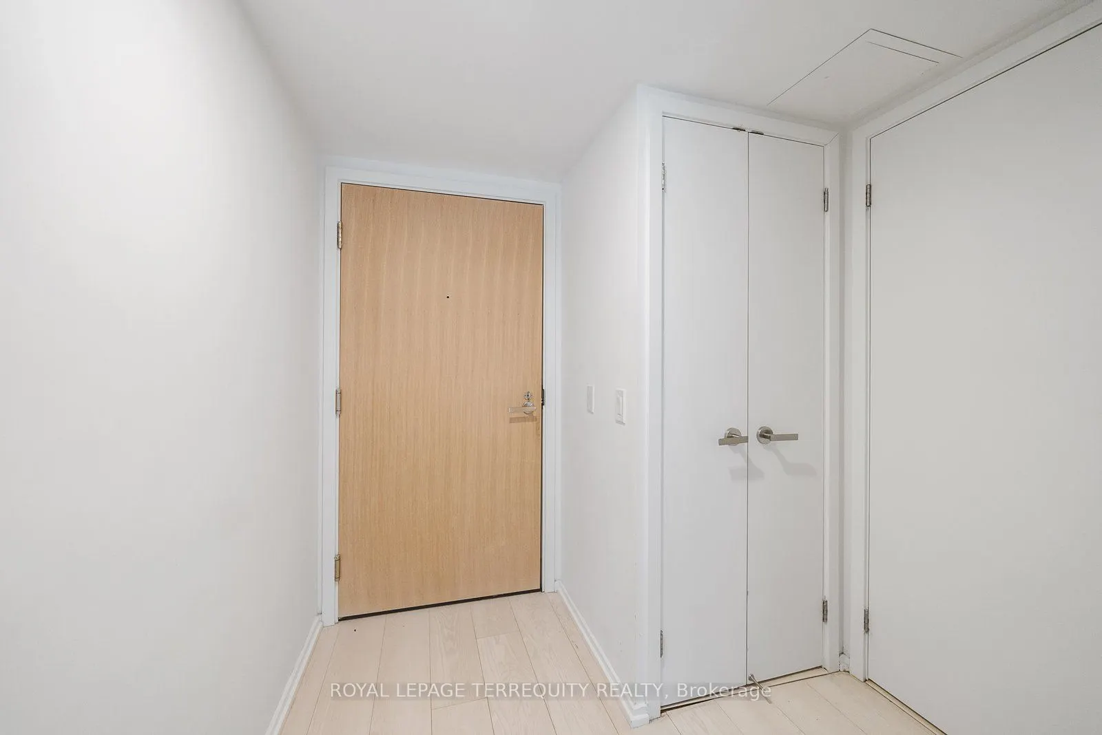 5 Soudan Avenue #703
