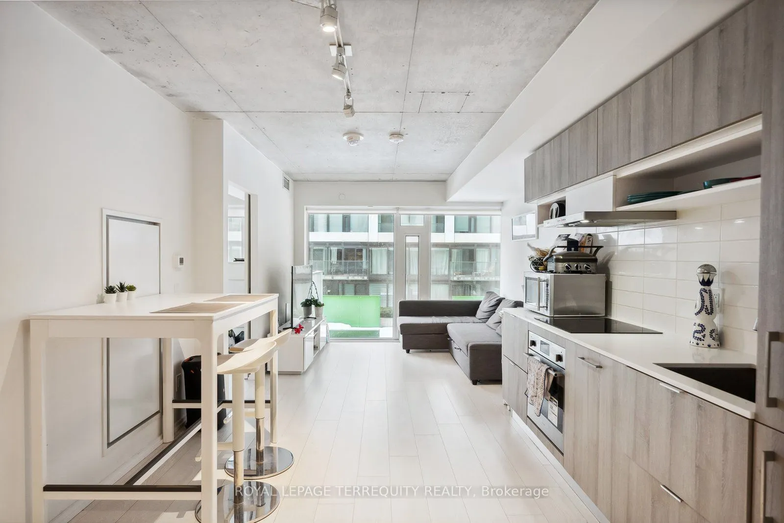5 Soudan Avenue #703