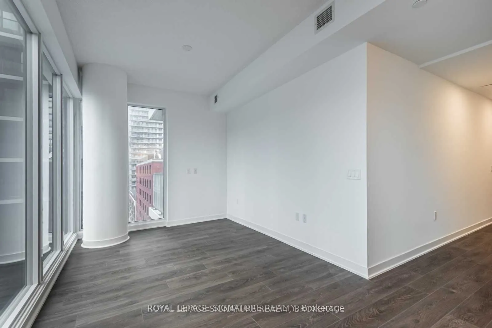 115 Blue Jays Way #3611