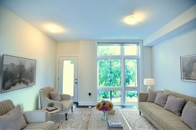 11 Eldora Avenue, #3