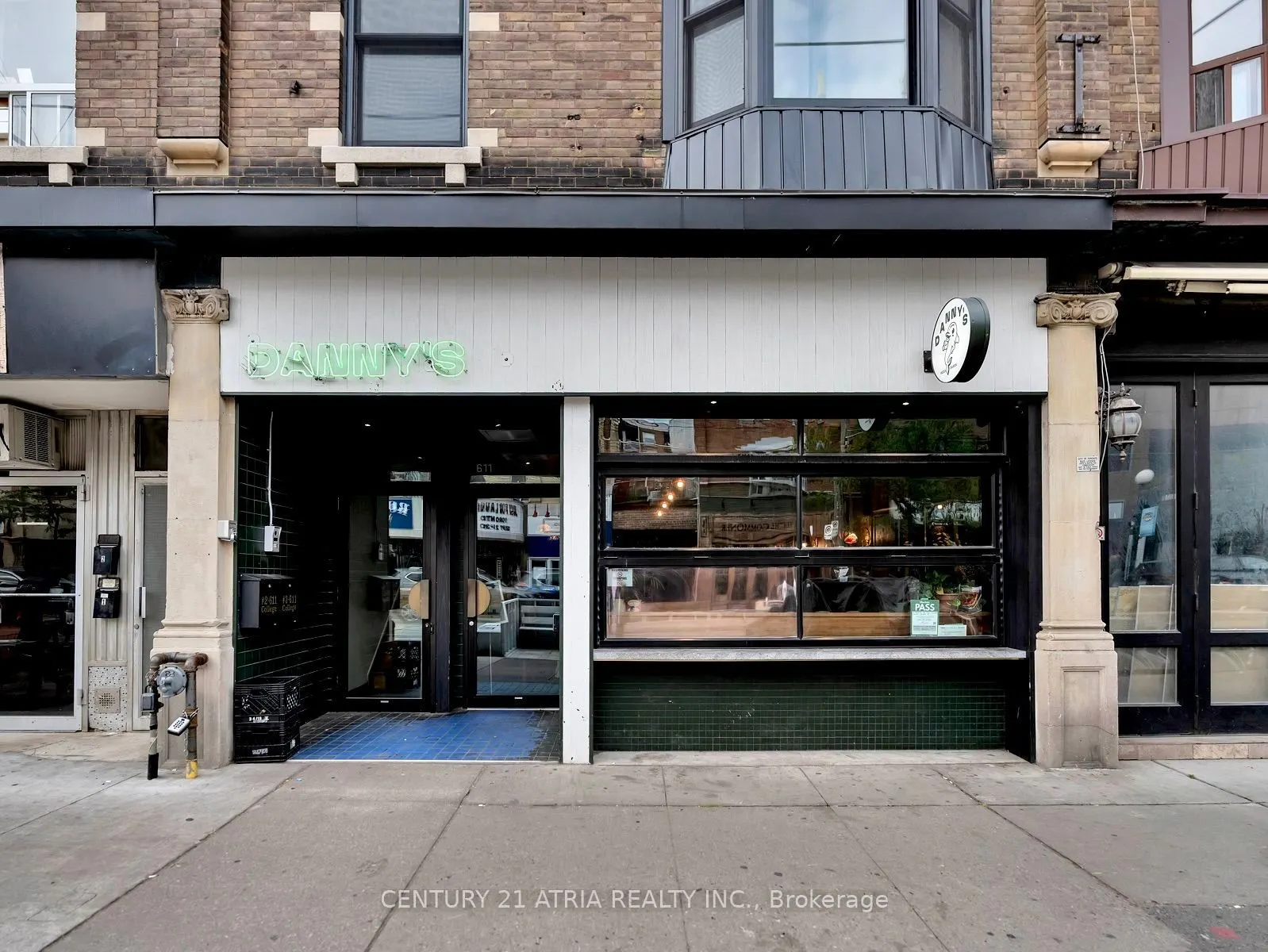 611 College Street