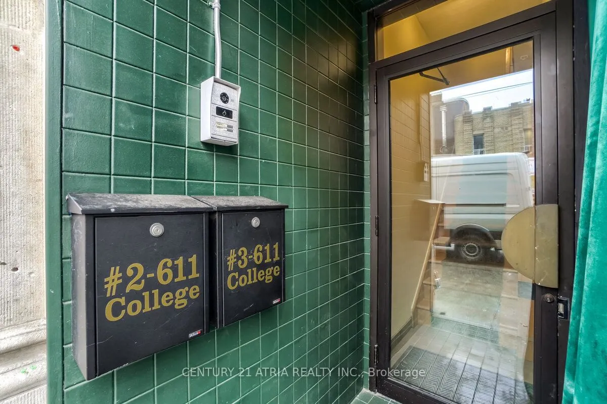 611 College Street
