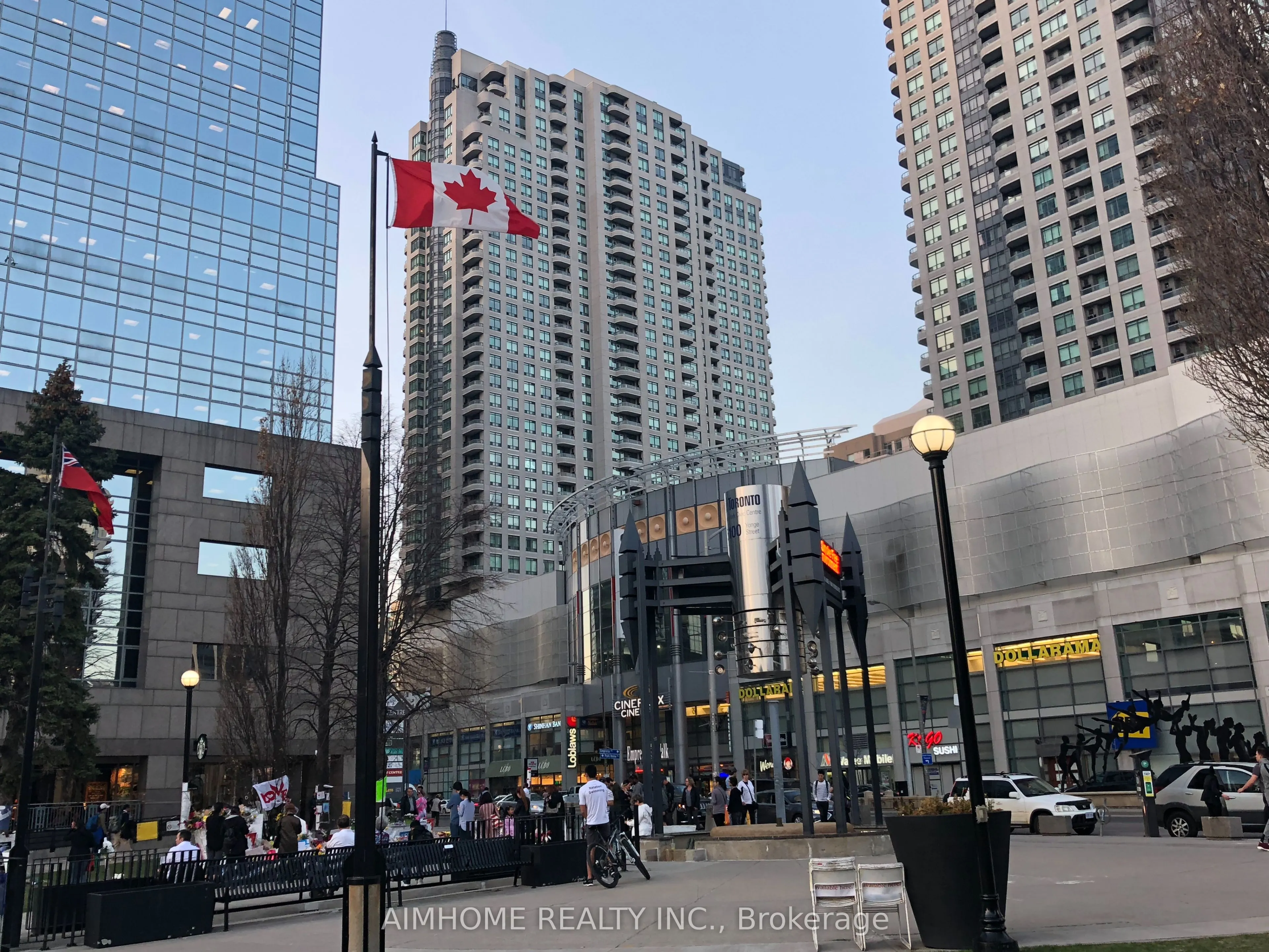 33 Empress Avenue, #3001