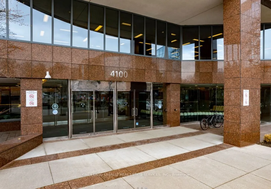 4100 Yonge Street, #606