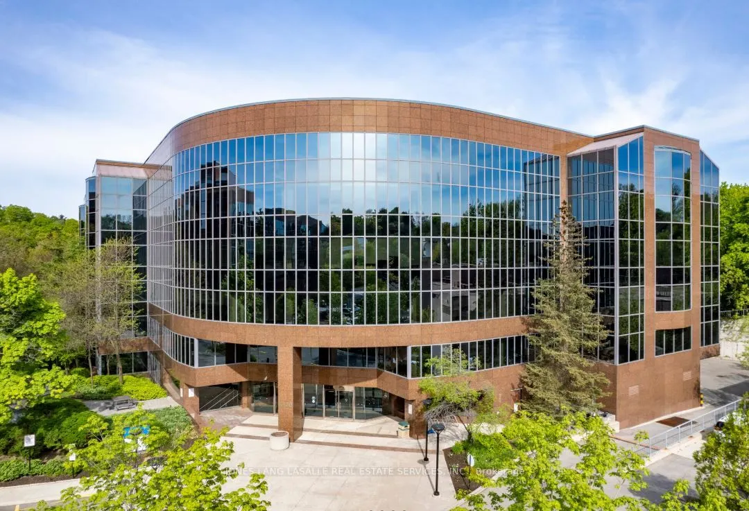 4120 Yonge Street, #202
