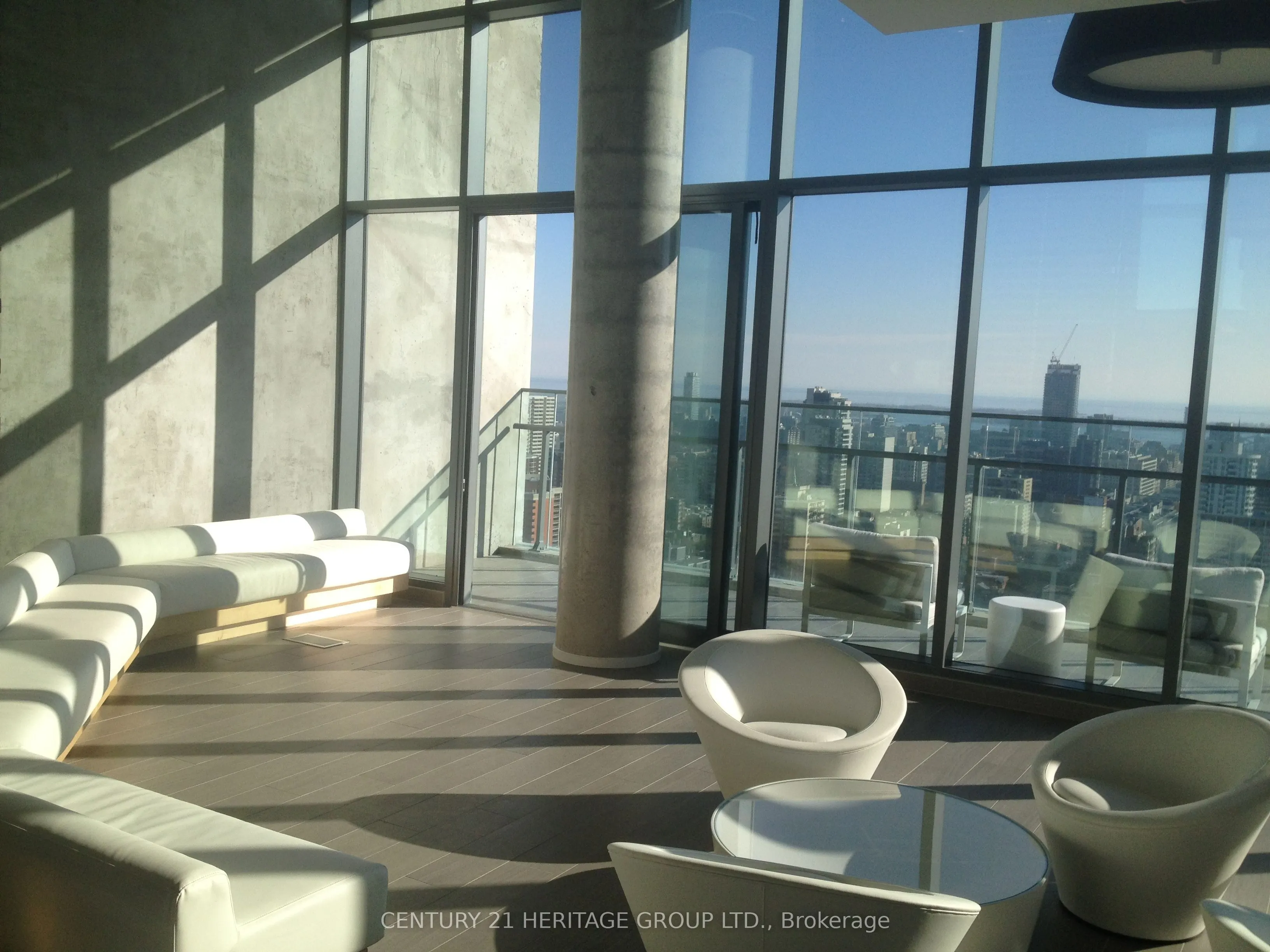 45 Charles Street E, #3212