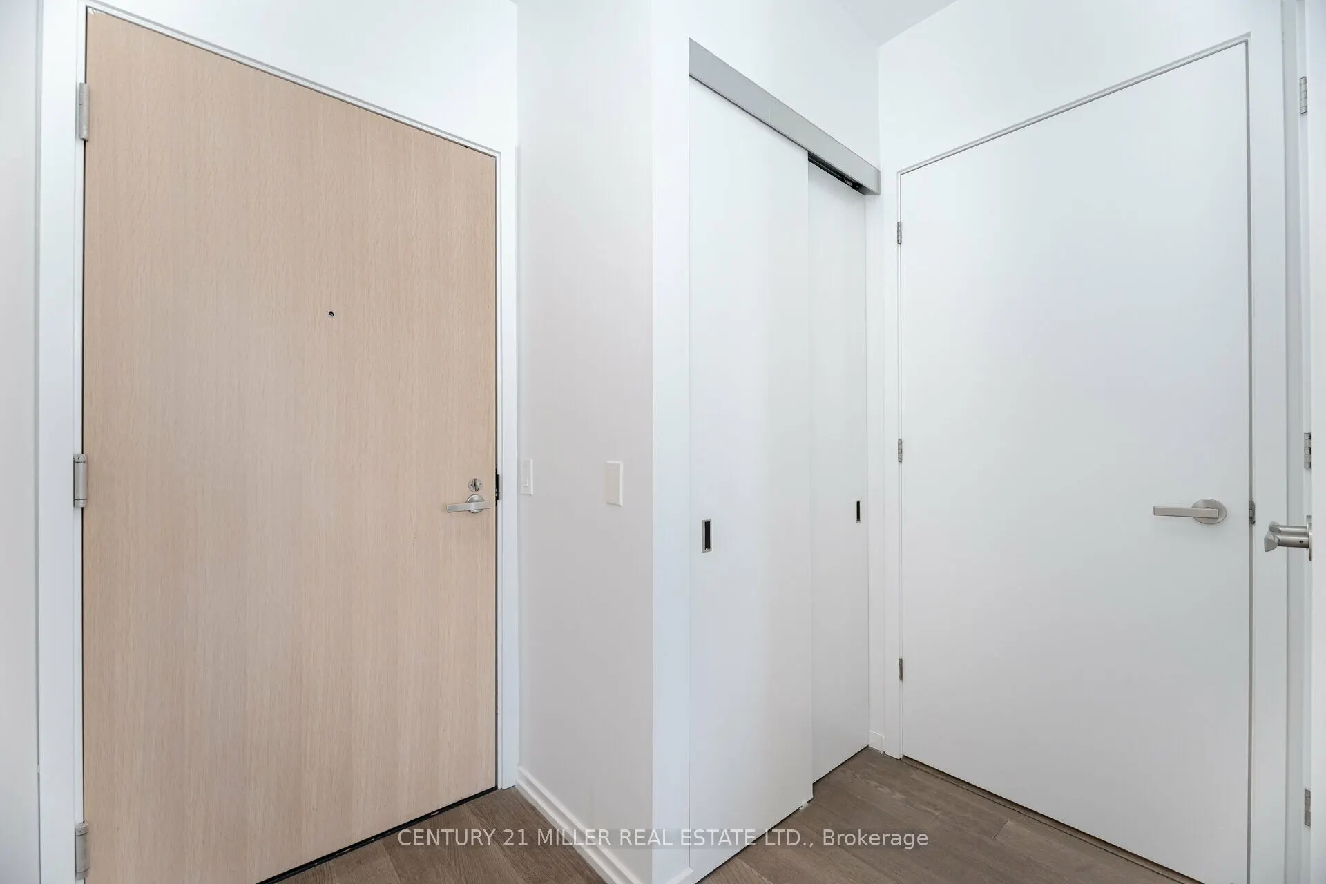 8 Hillsdale Avenue, #1120