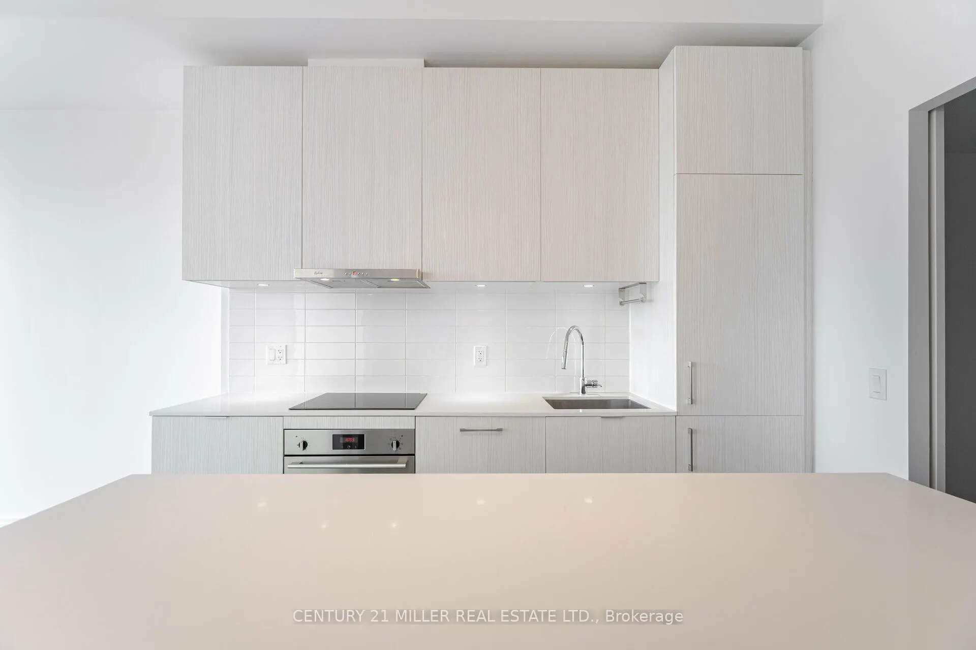8 Hillsdale Avenue, #1120