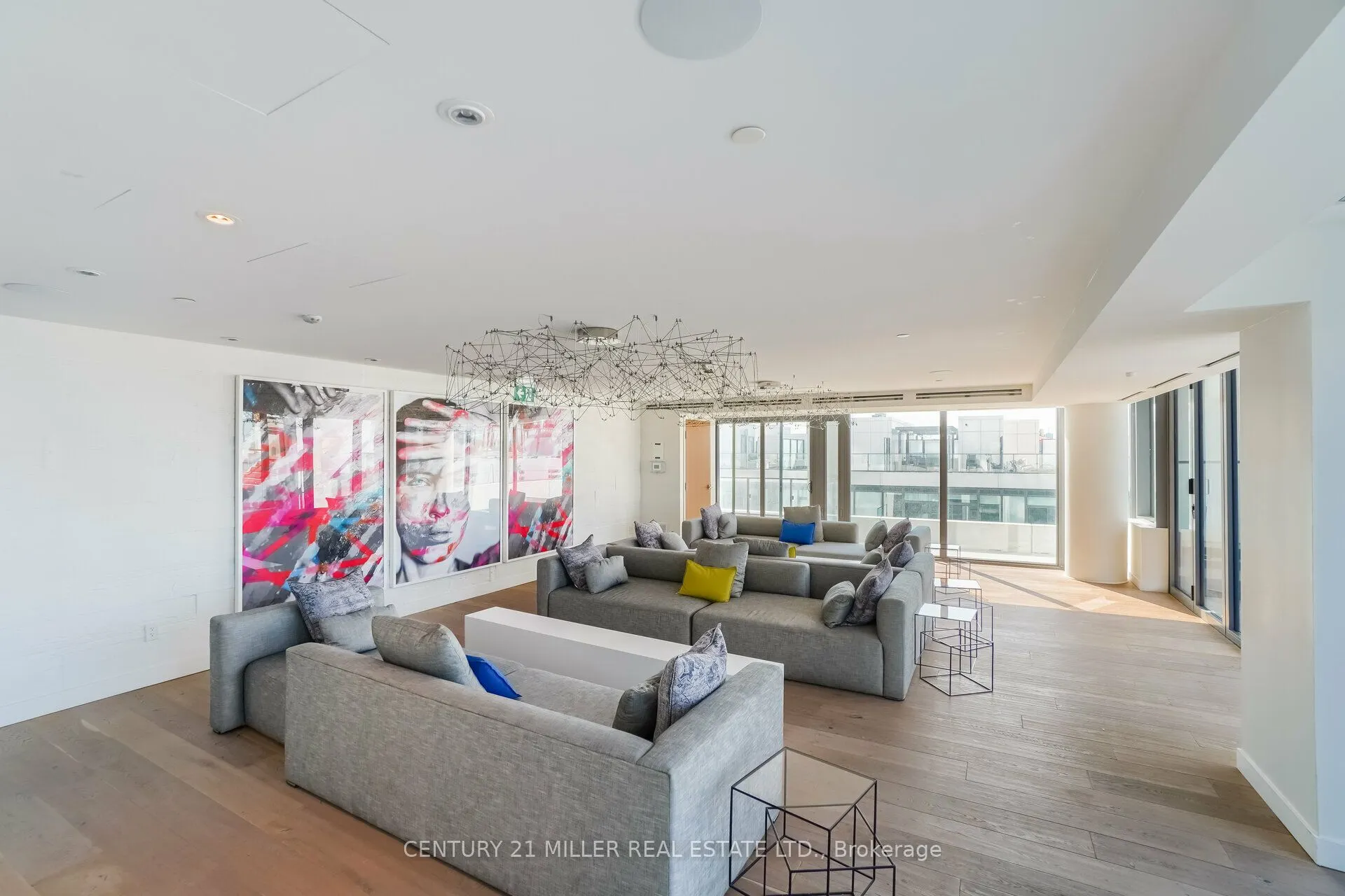 8 Hillsdale Avenue, #1120