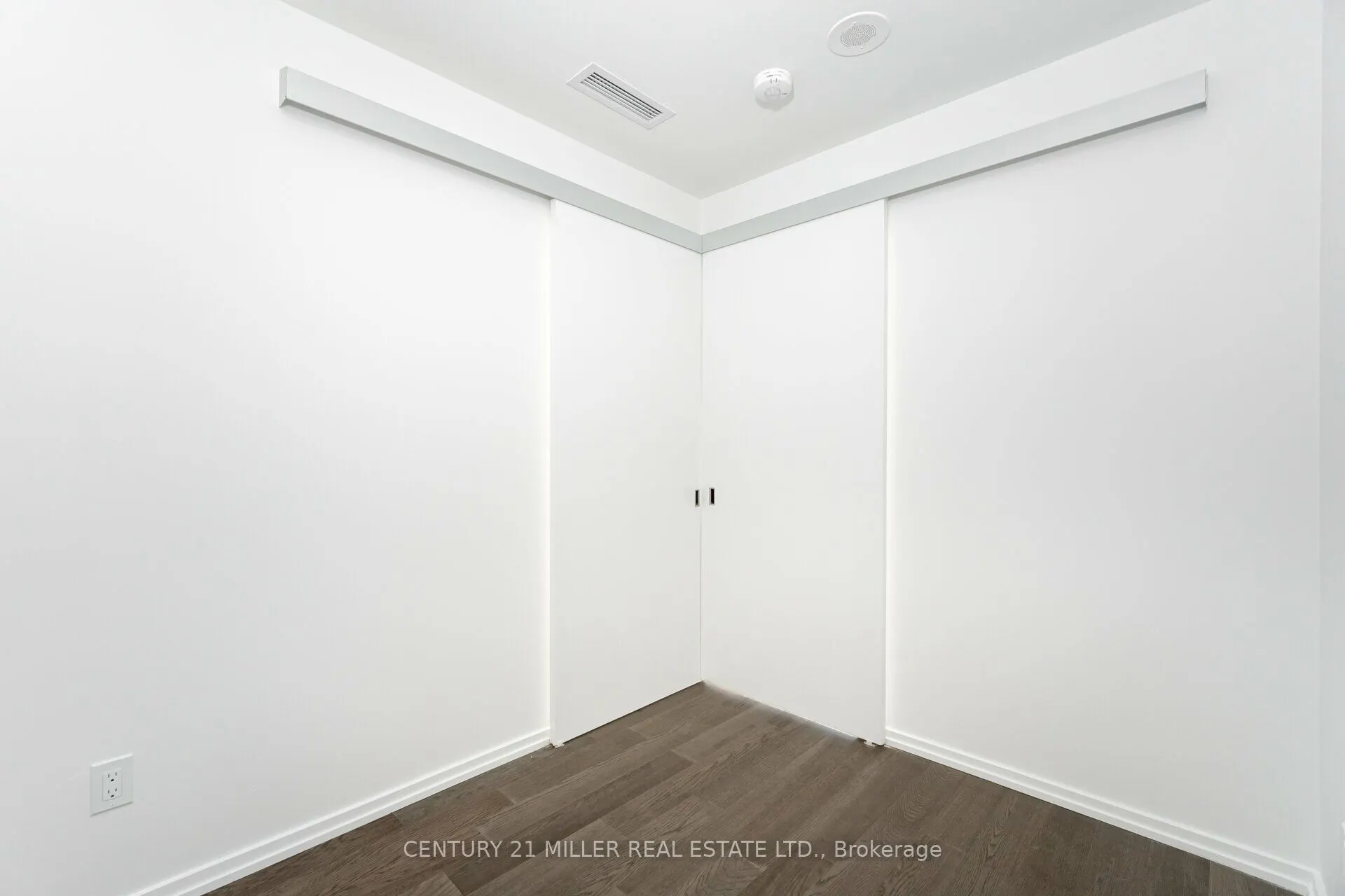 8 Hillsdale Avenue, #1120