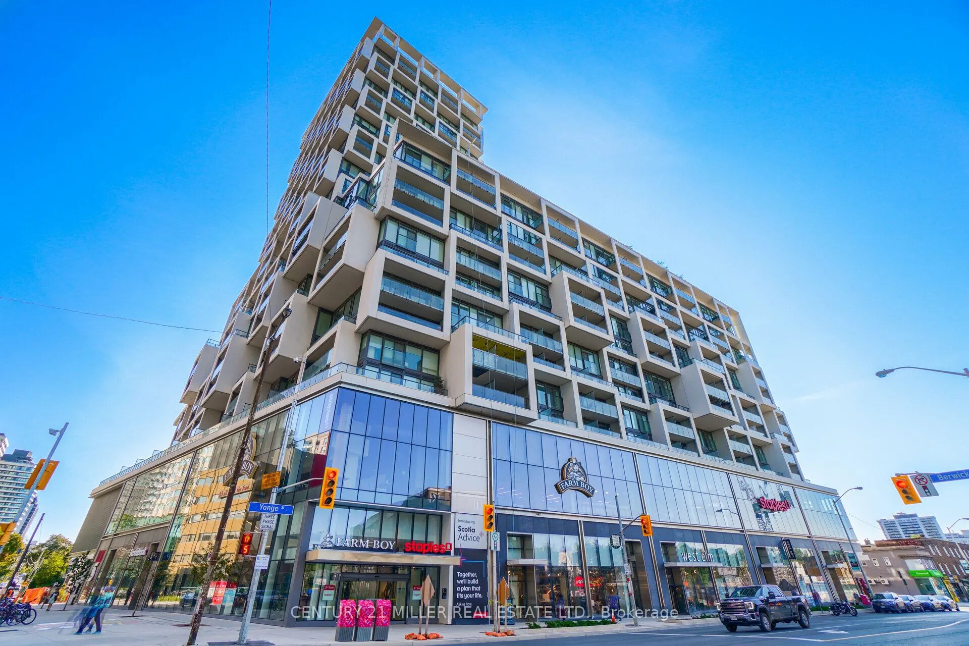 8 Hillsdale Avenue, #1120