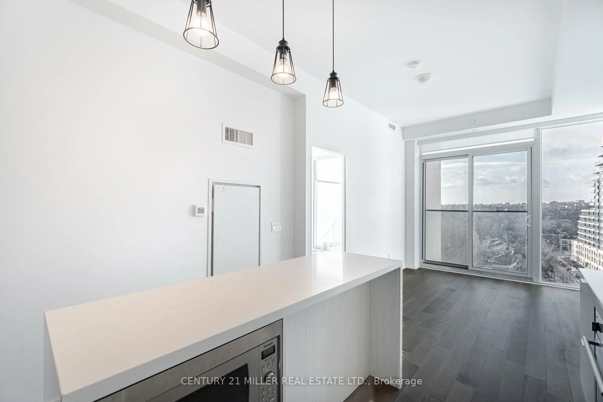 8 Hillsdale Avenue, #1120
