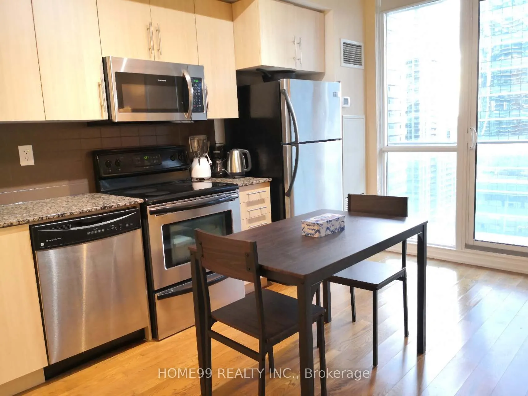 65 Bremner Boulevard #1404