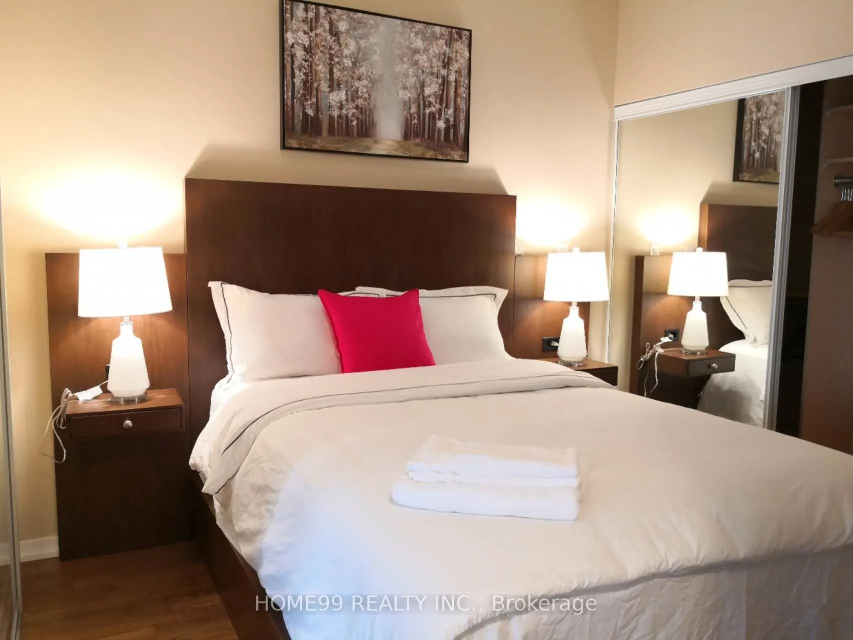 65 Bremner Boulevard #1404