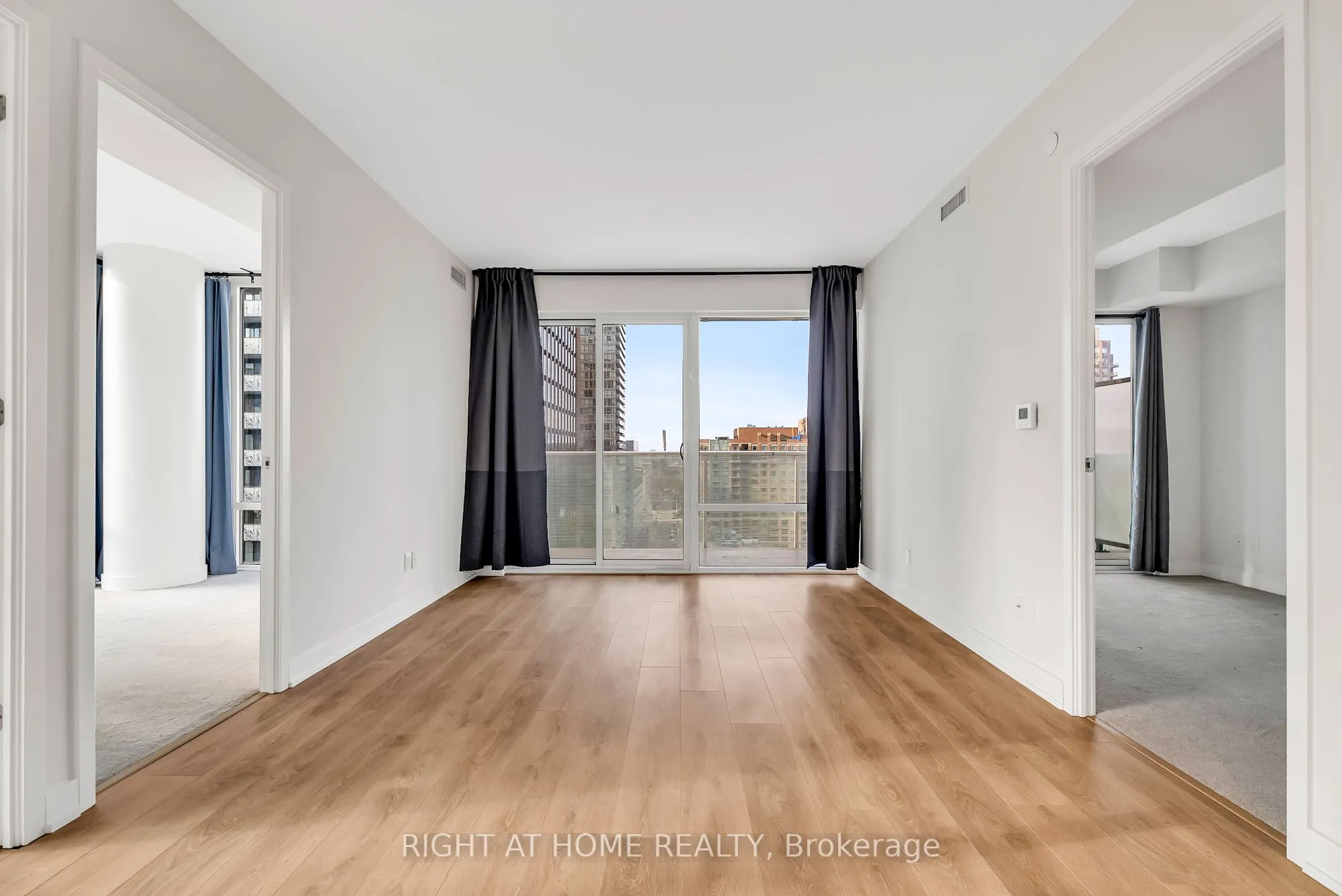 501 Yonge Street, #1212
