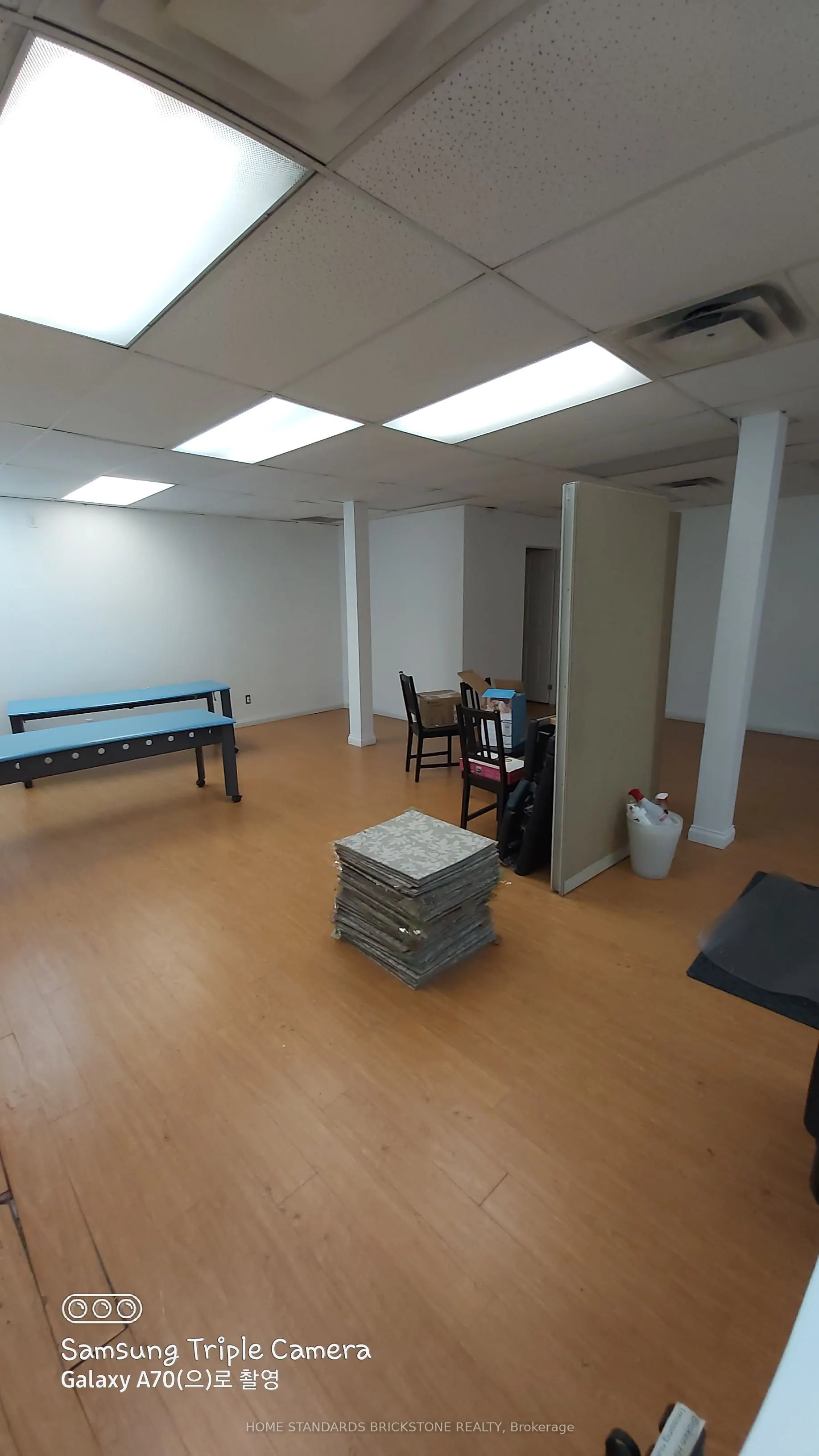 719 Bloor Street W, #202