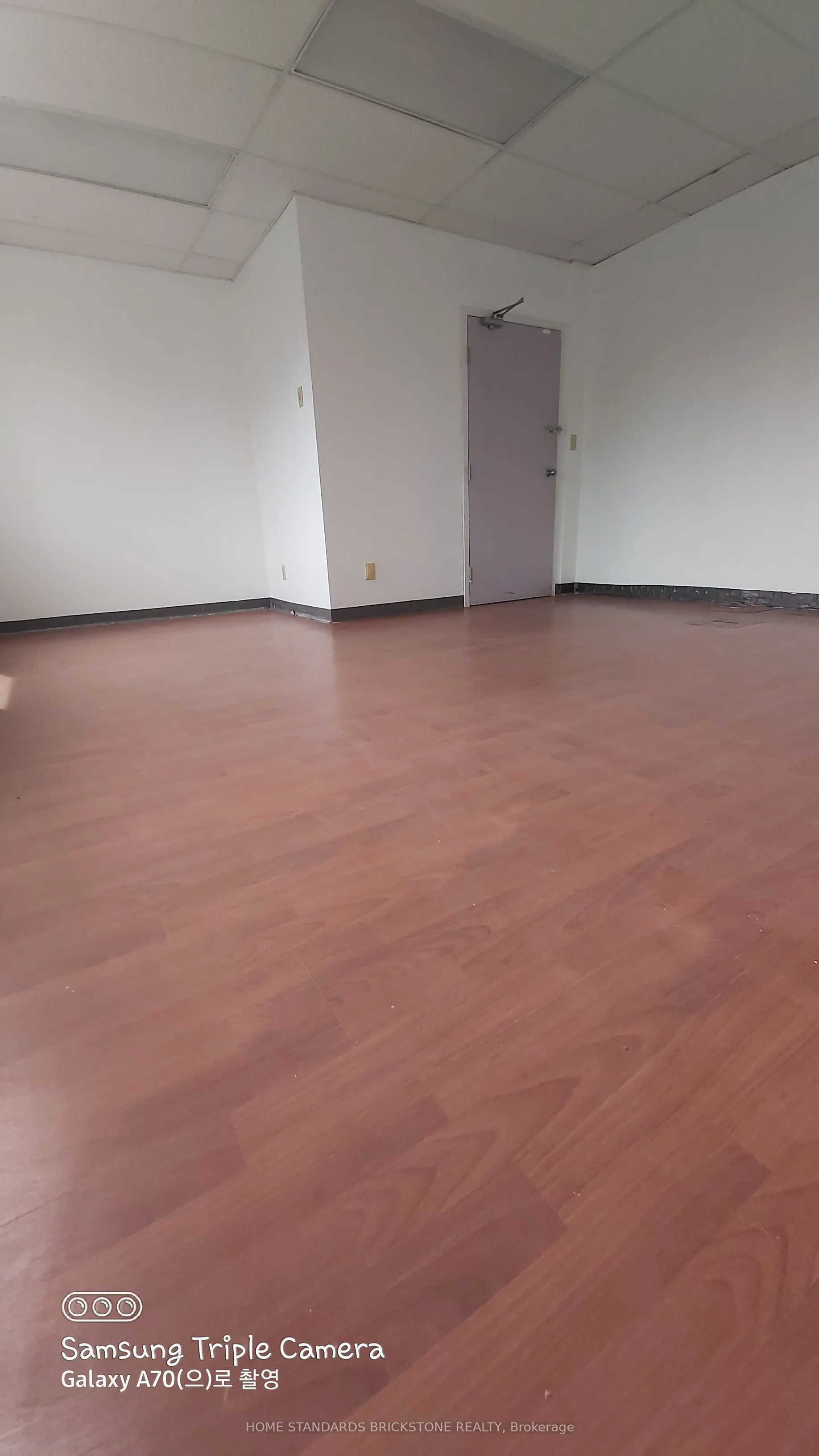 719 Bloor Street W, #203