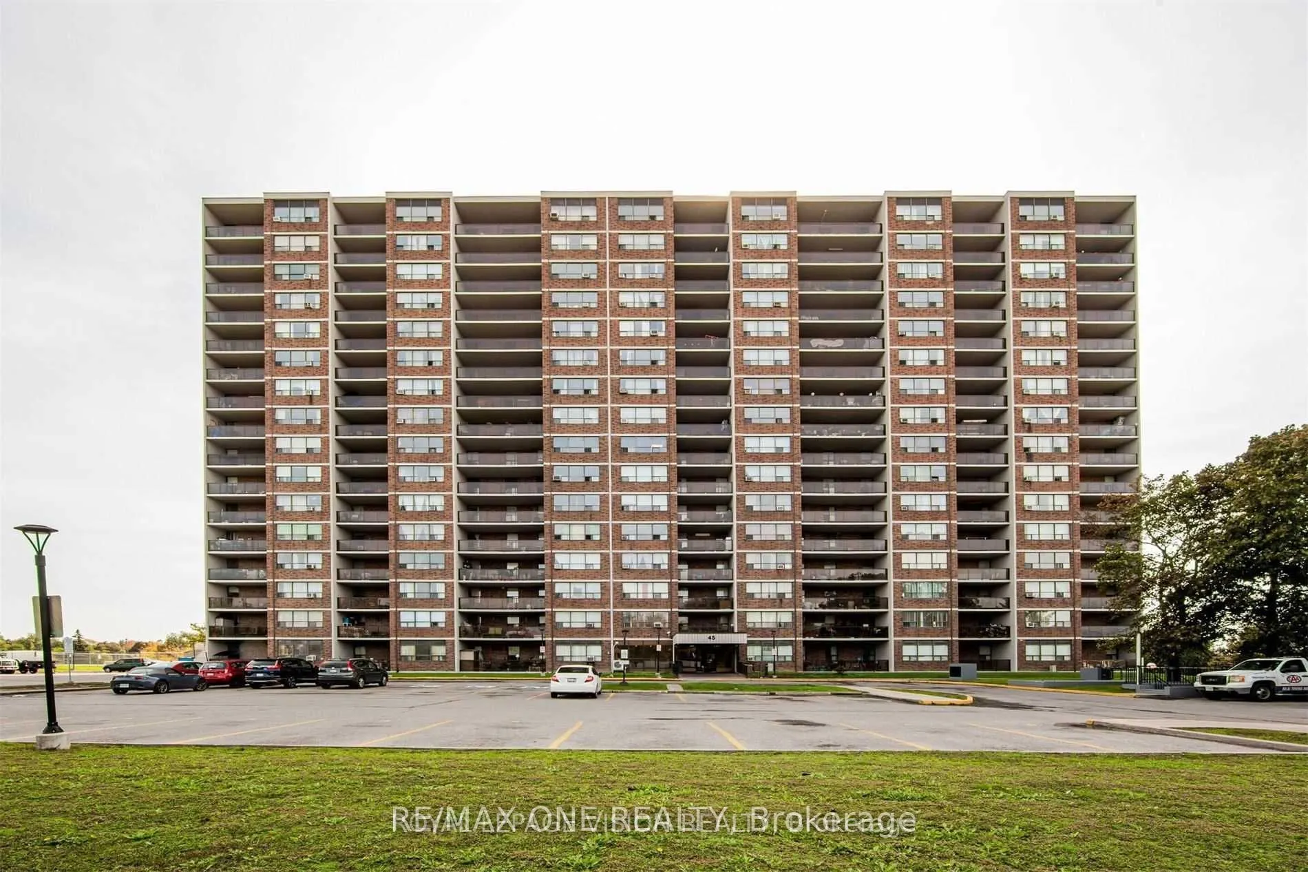 45 Sunrise Avenue, #1210