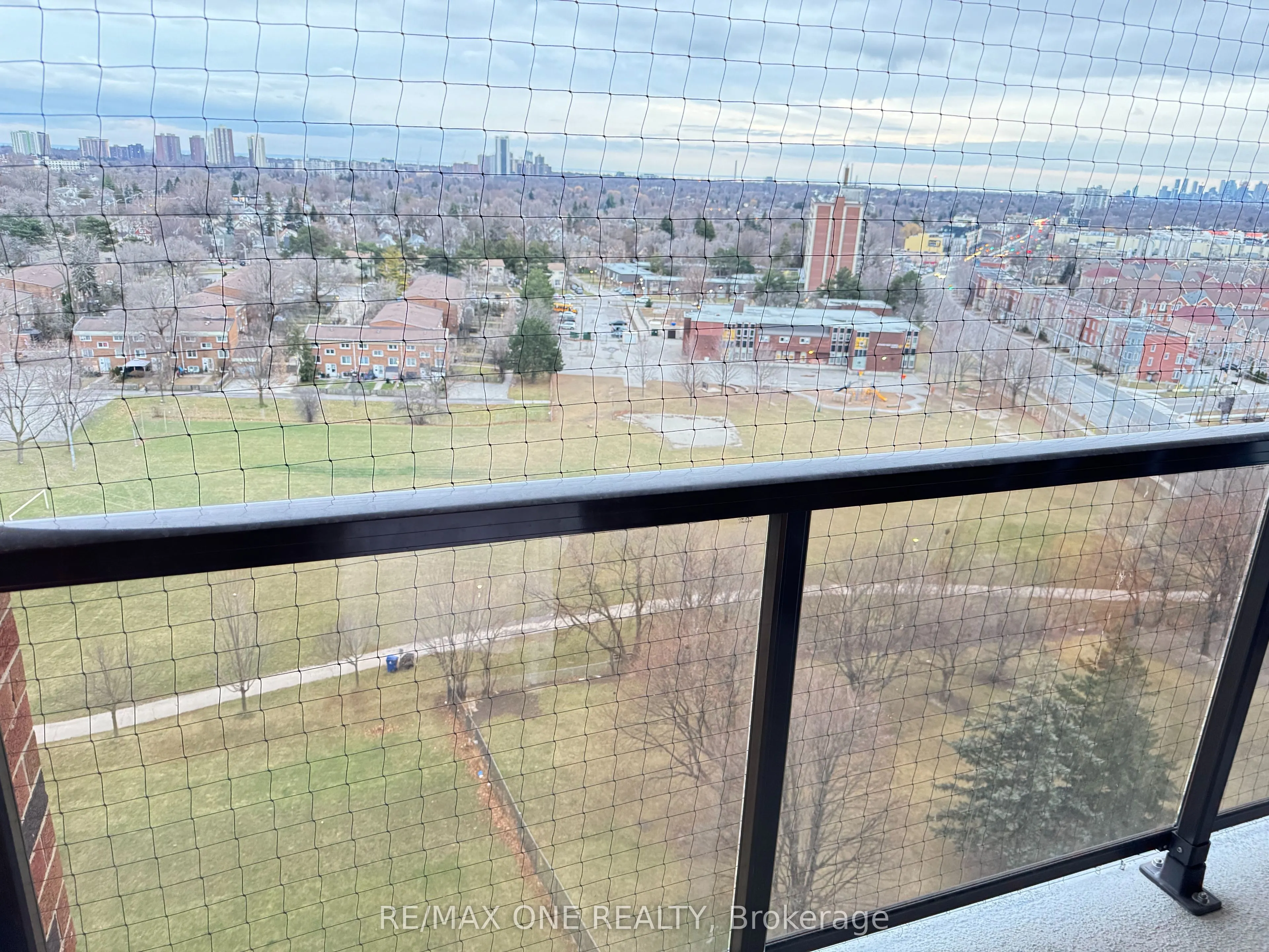 45 Sunrise Avenue, #1210