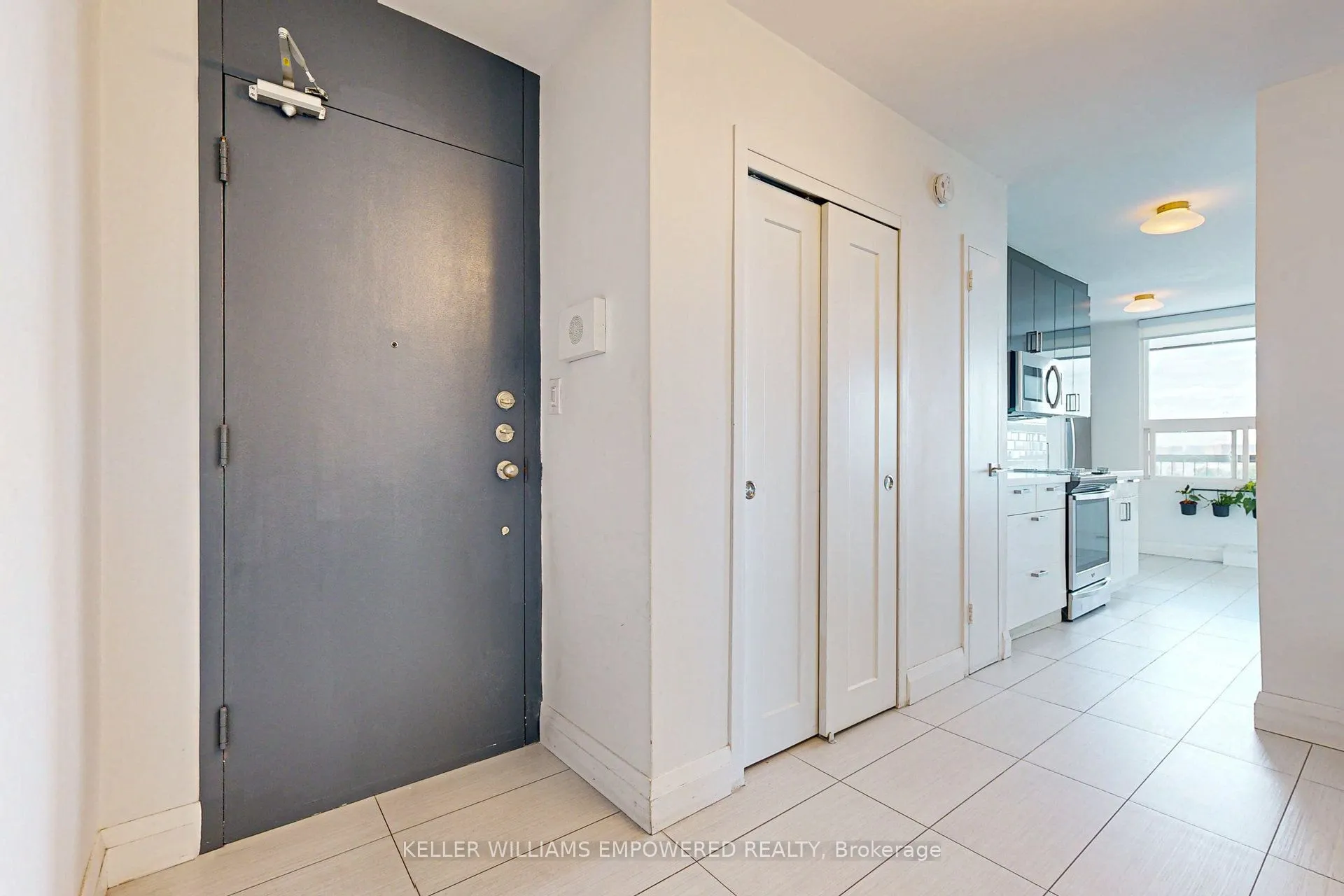115 Antibes Drive, #1006