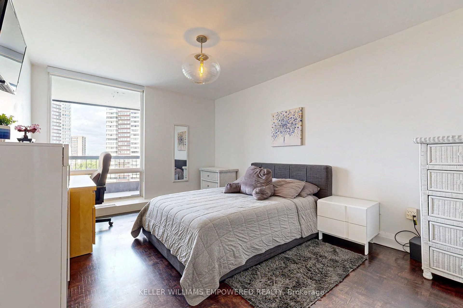 115 Antibes Drive, #1006