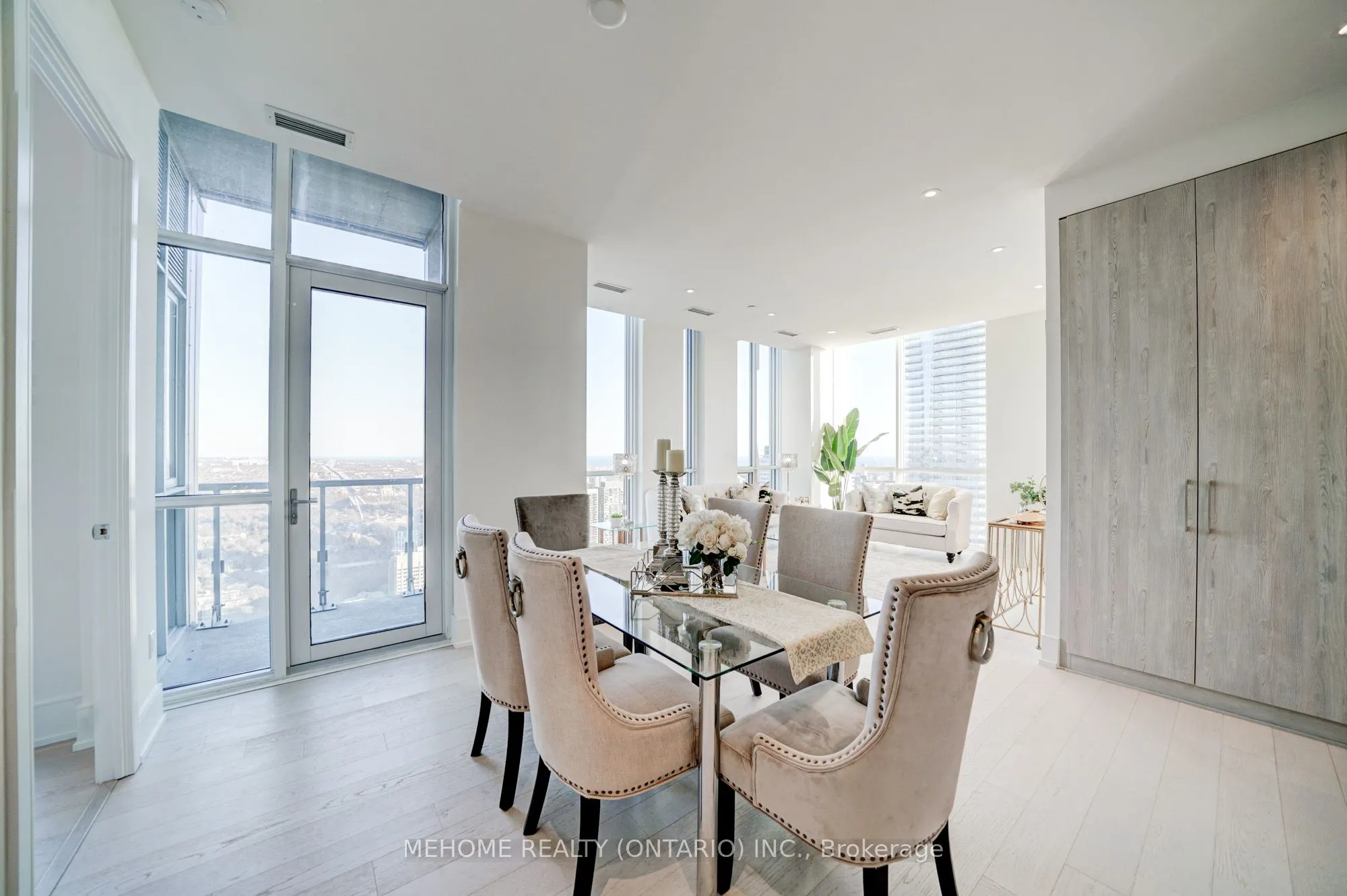 1 Yorkville Avenue, #Ph06