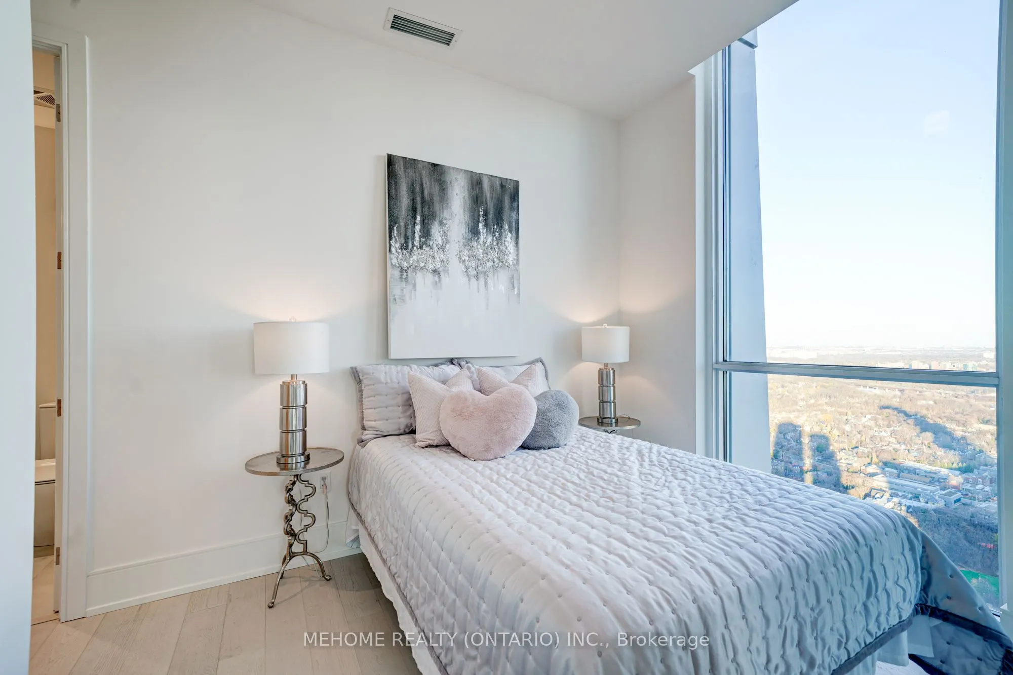 1 Yorkville Avenue, #Ph06