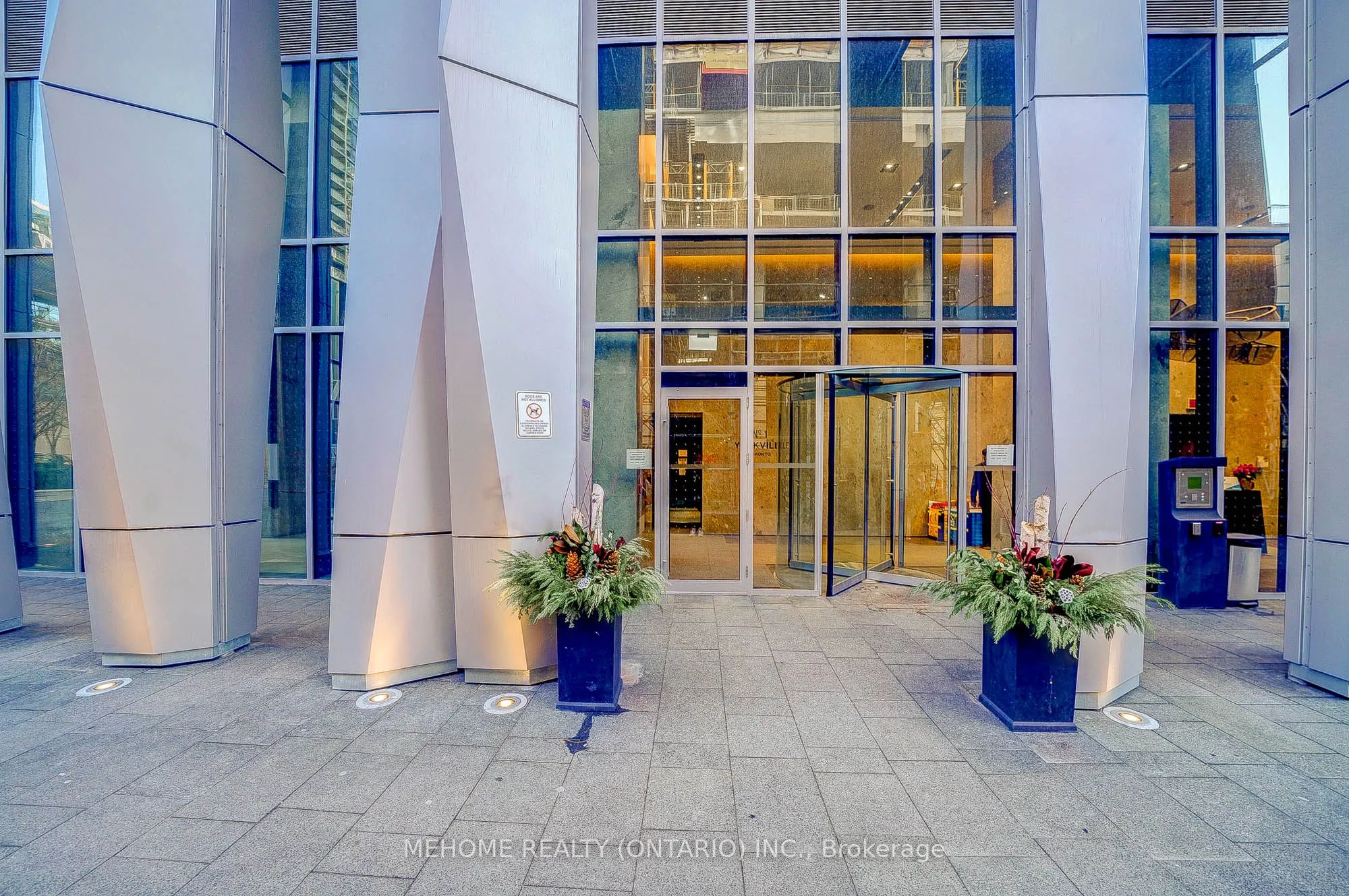 1 Yorkville Avenue, #Ph06