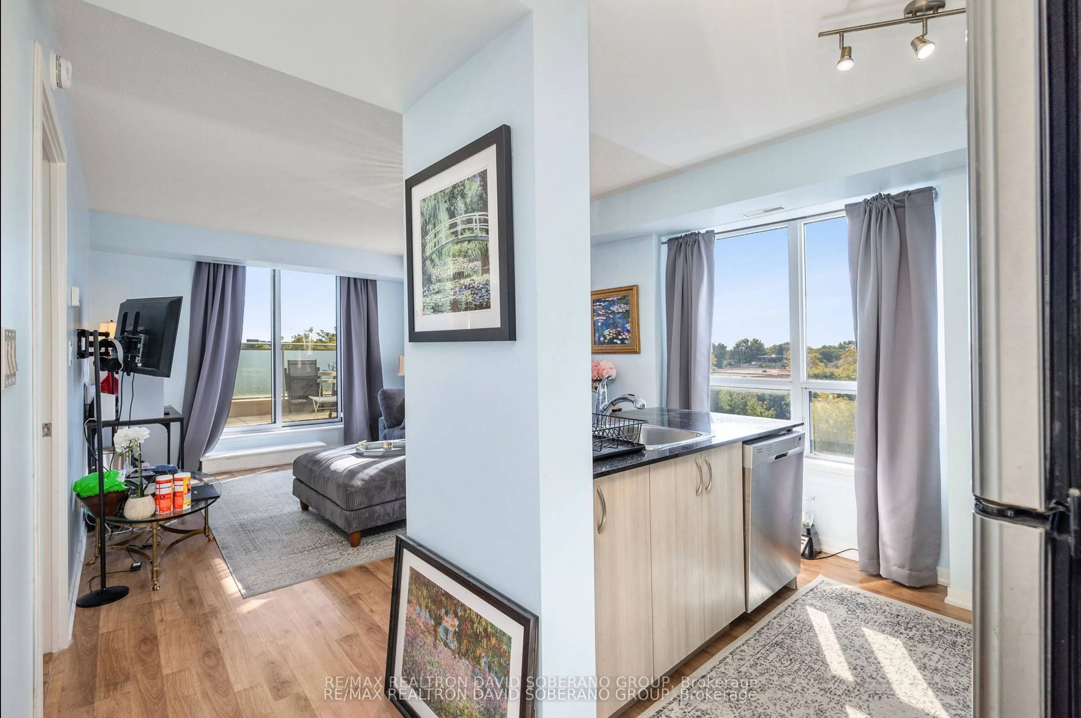 801 Sheppard Avenue W, #608