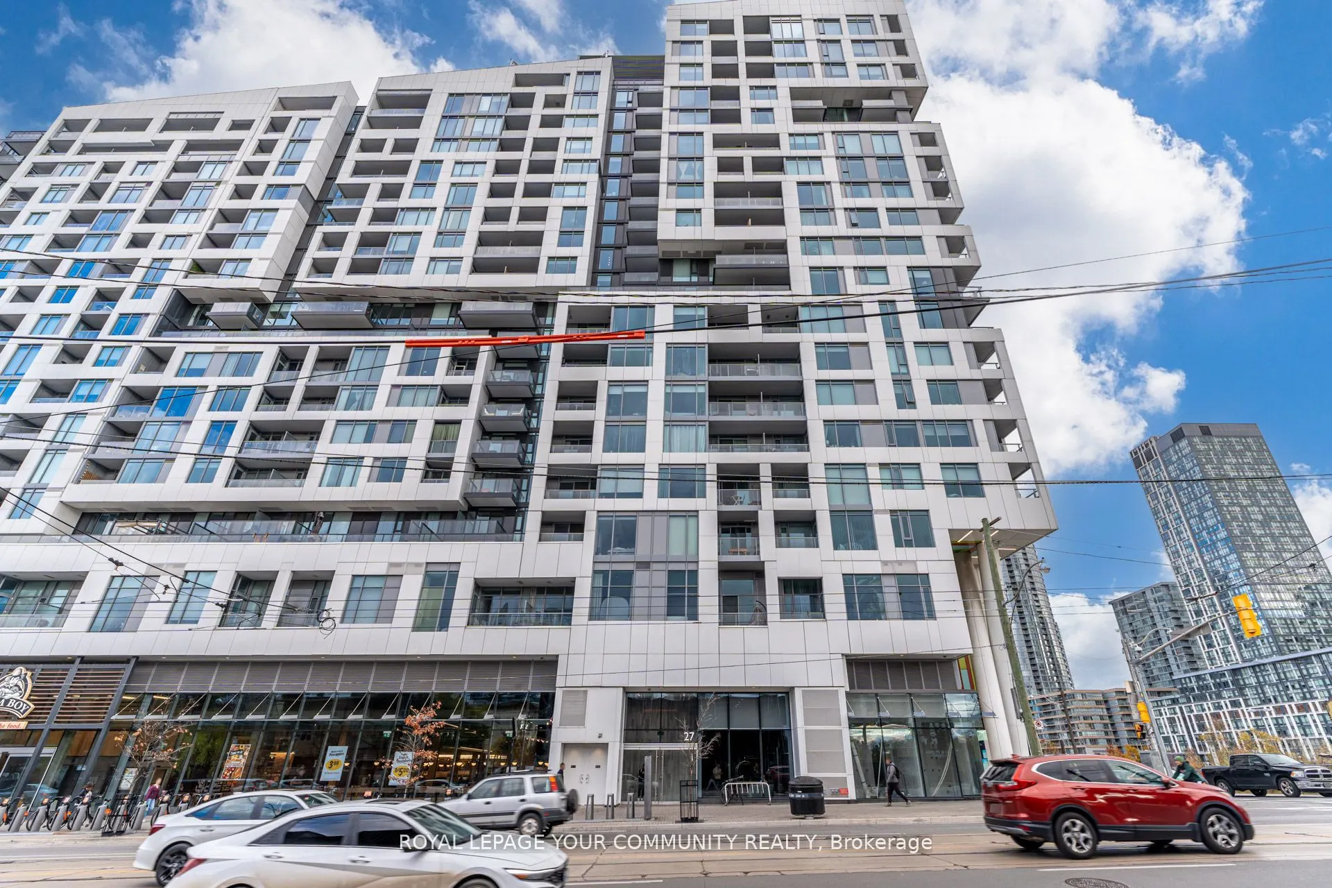 27 Bathurst Street W, #1516