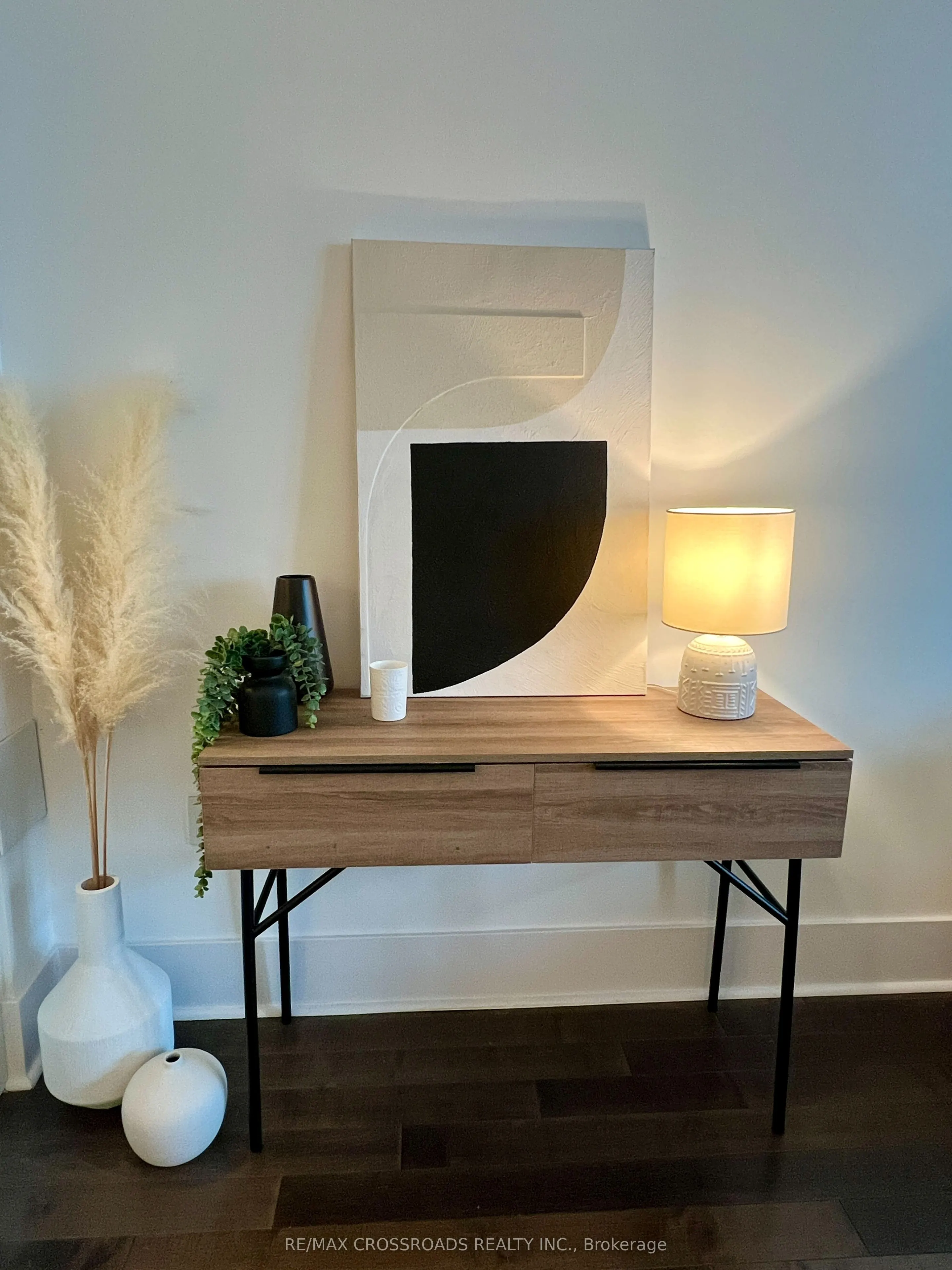 29 Queens Quay E #1010