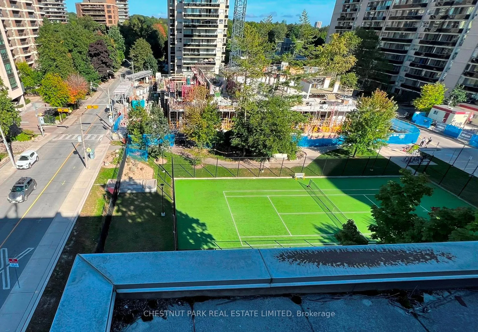 5 Rosehill Avenue, #819