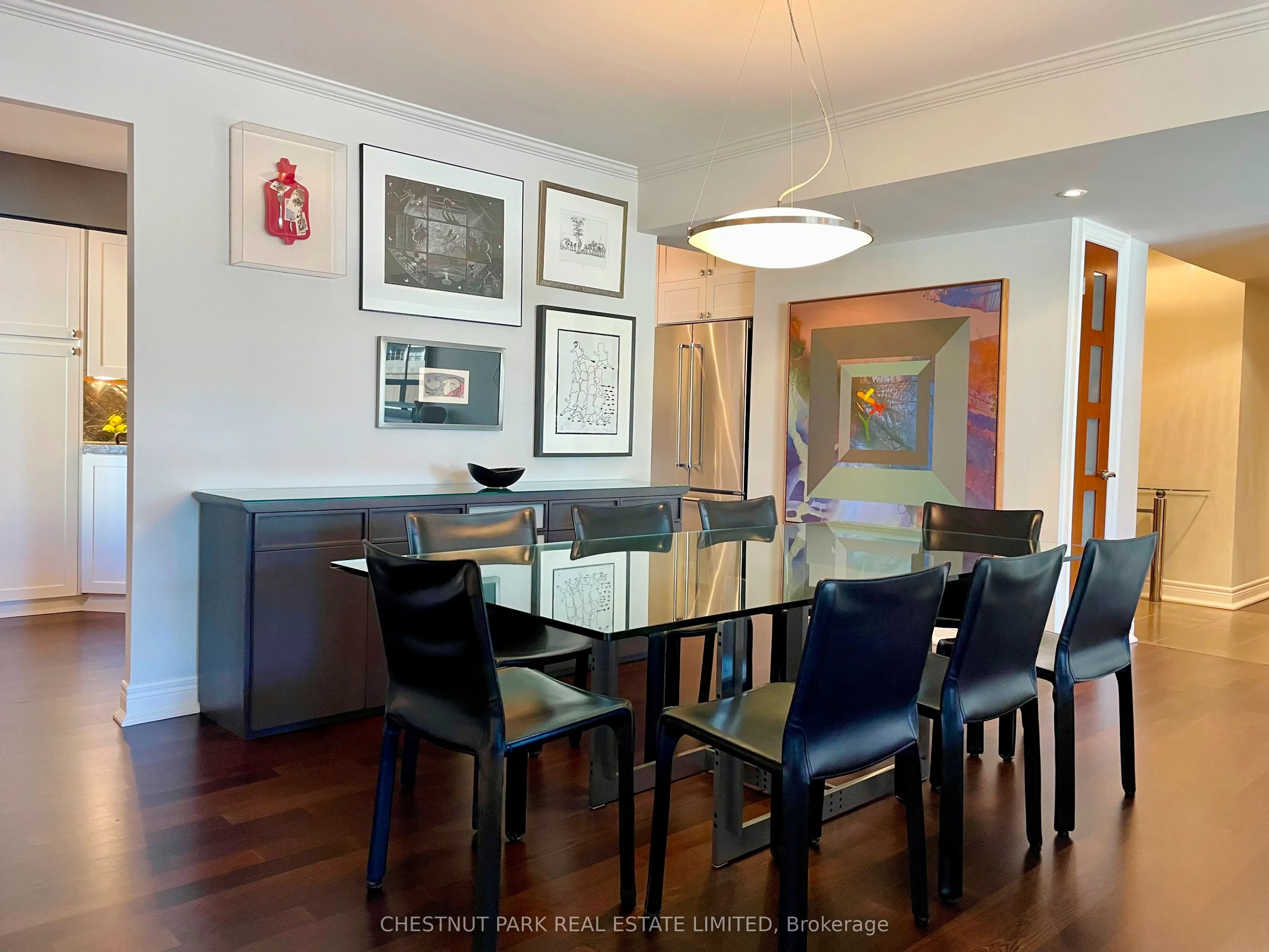 5 Rosehill Avenue, #819